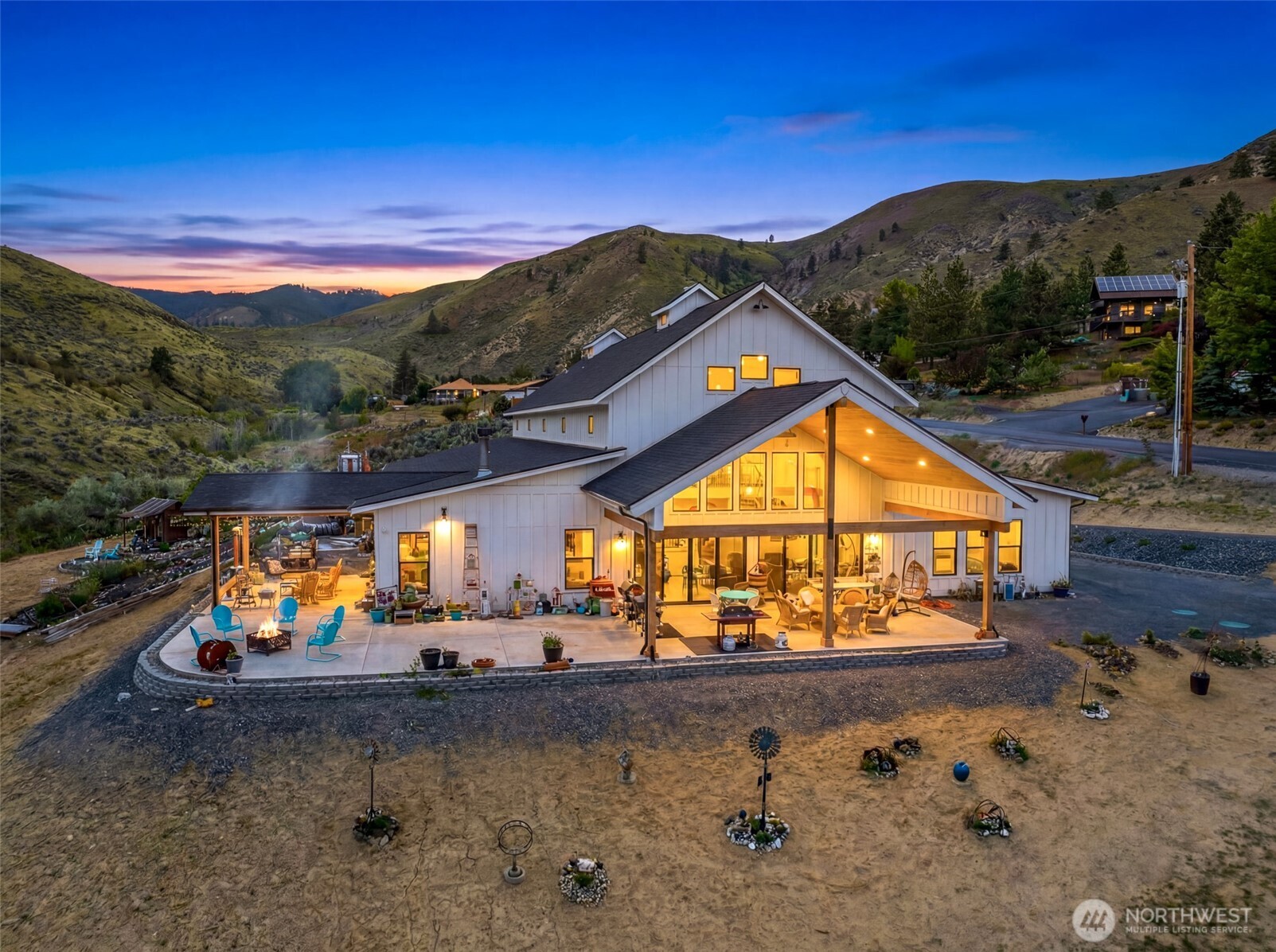 1541 Pitcher Canyon Road Property Photo 1