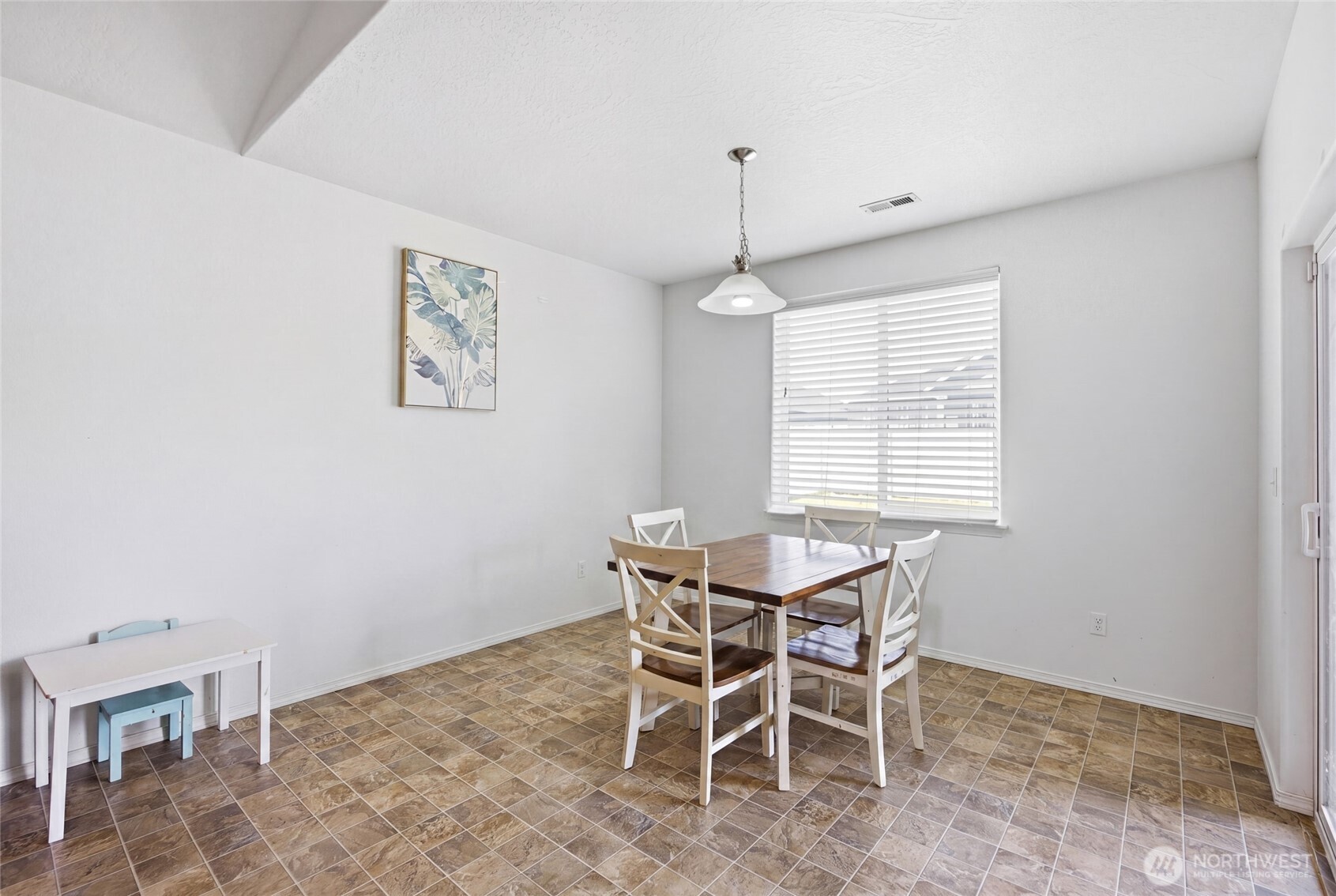 425 S Trillium Way Property Photo 11