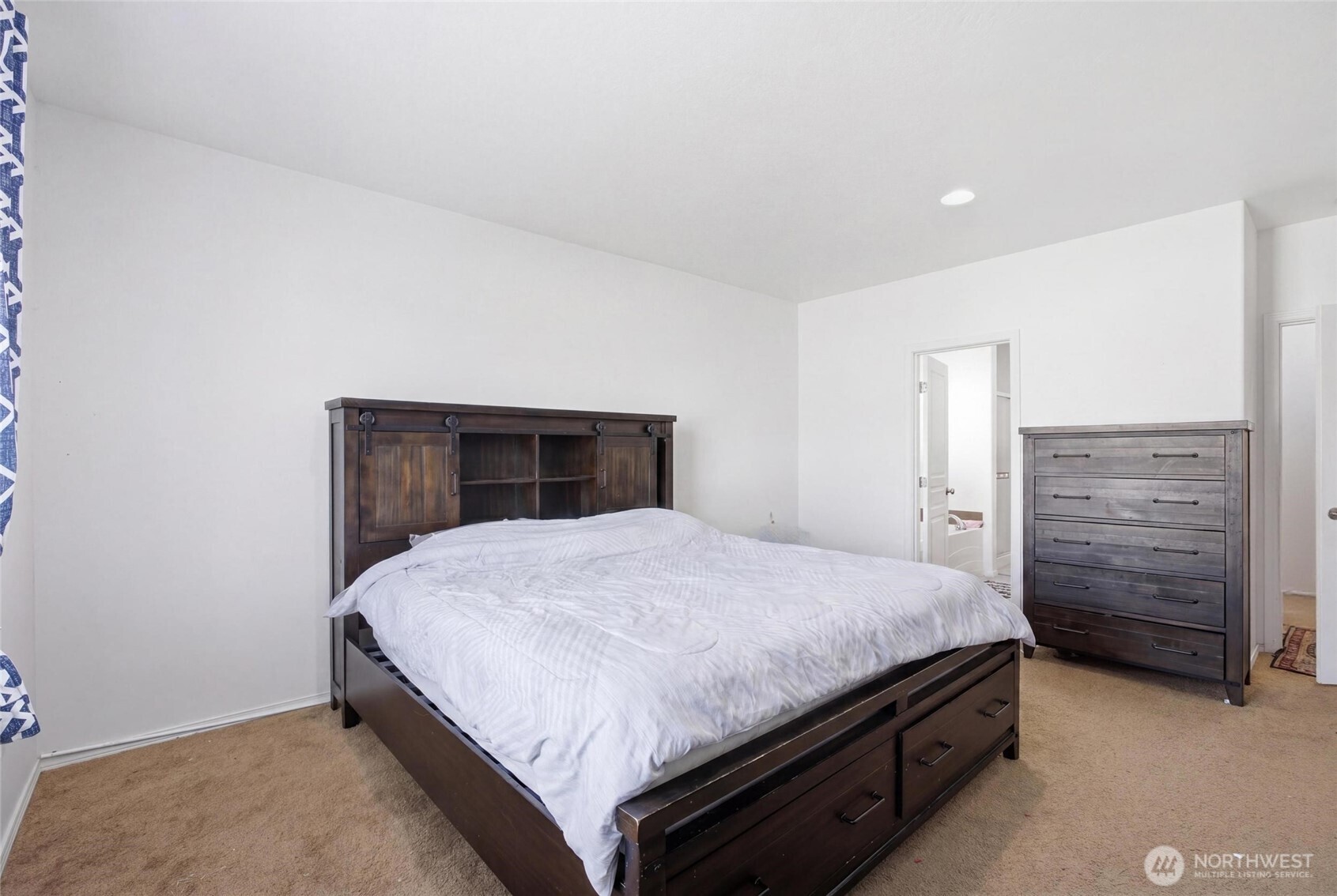 425 S Trillium Way Property Photo 17