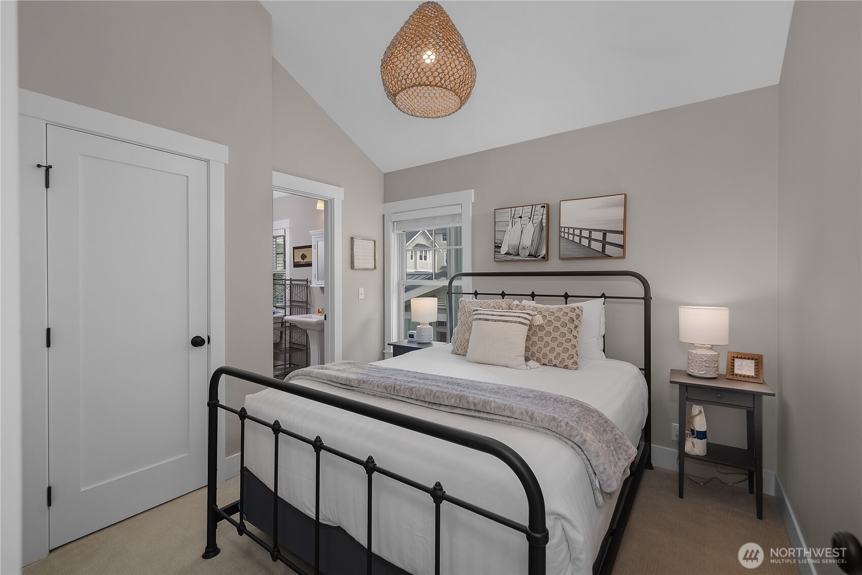 74 Horizon Street Property Photo 23