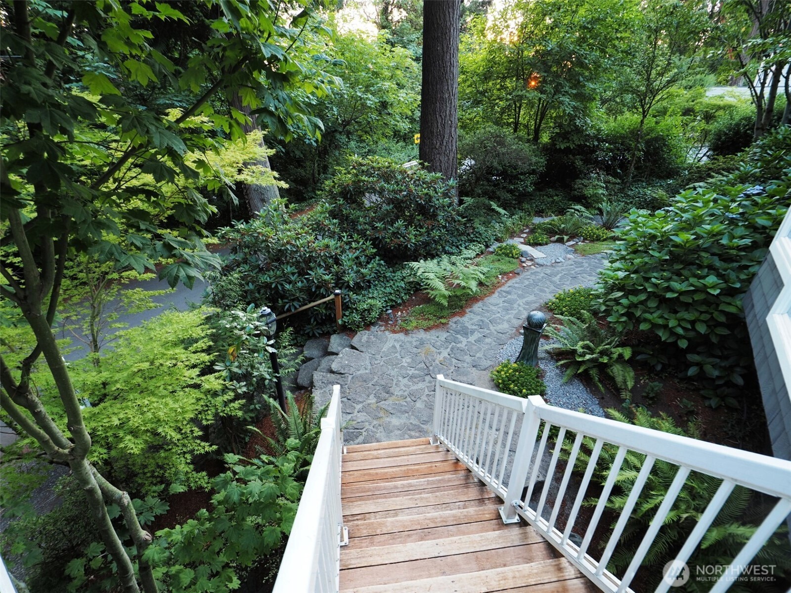 11750 73rd Place Property Photo 7