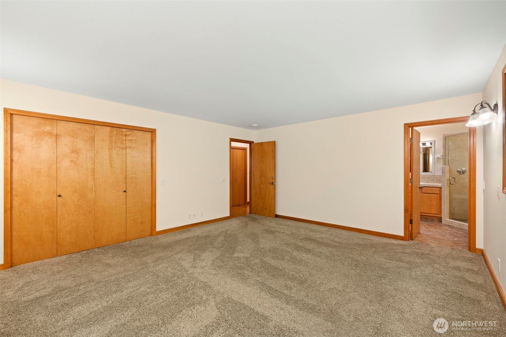 6618 196th Street Property Photo 19
