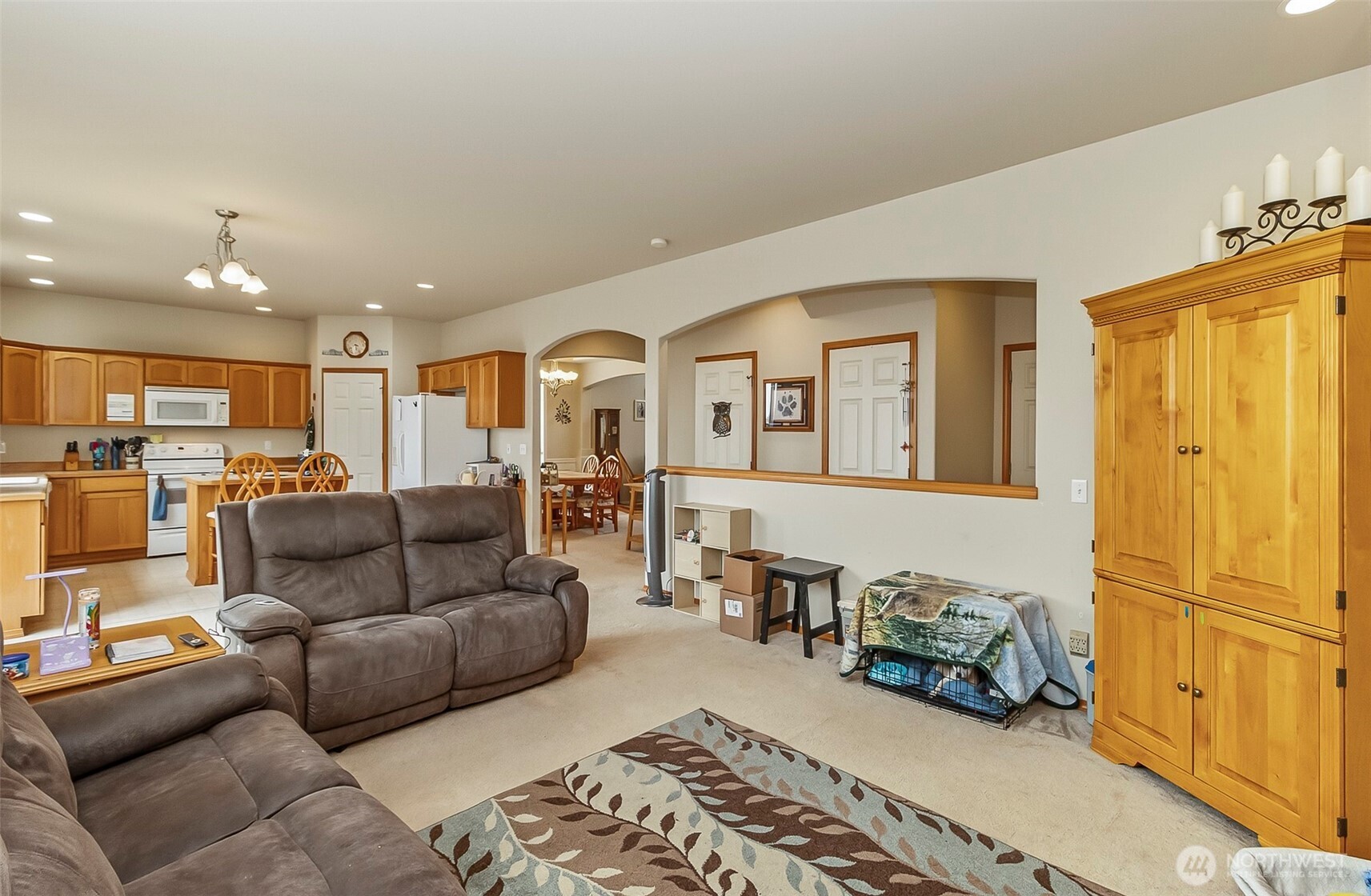 6822 38th Place Property Photo 5
