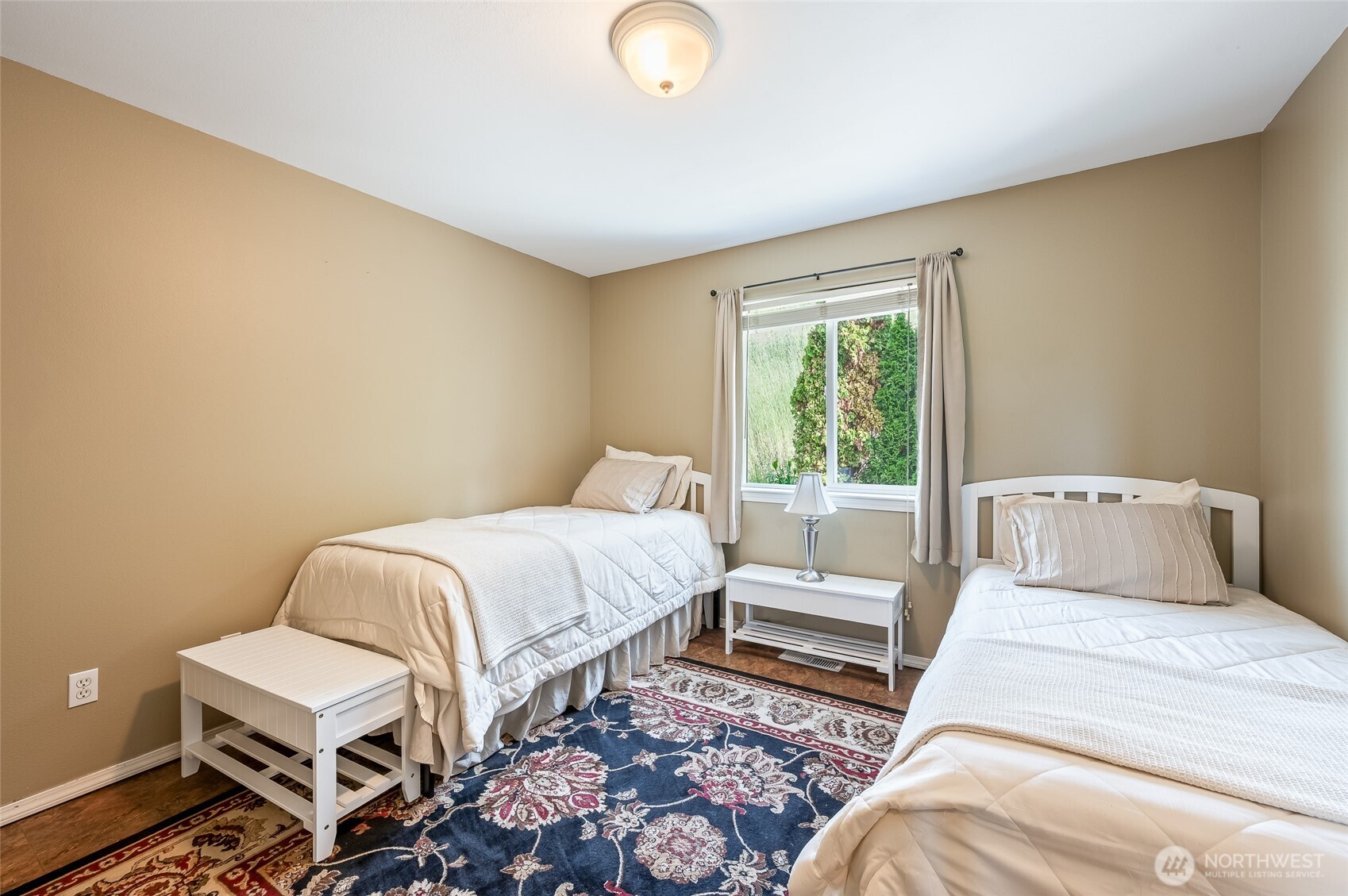 316 Easy Street Property Photo 17