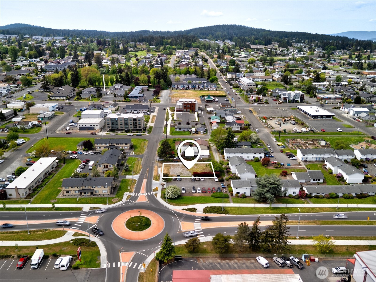 810 30th Street Property Photo 1