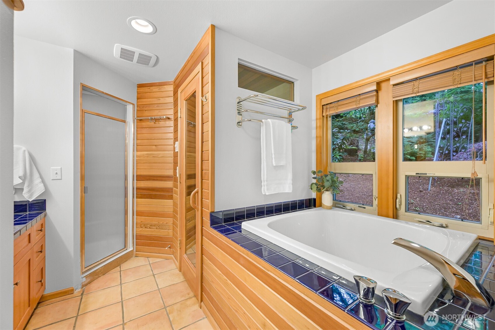 21 Austin Creek Lane Property Photo 4