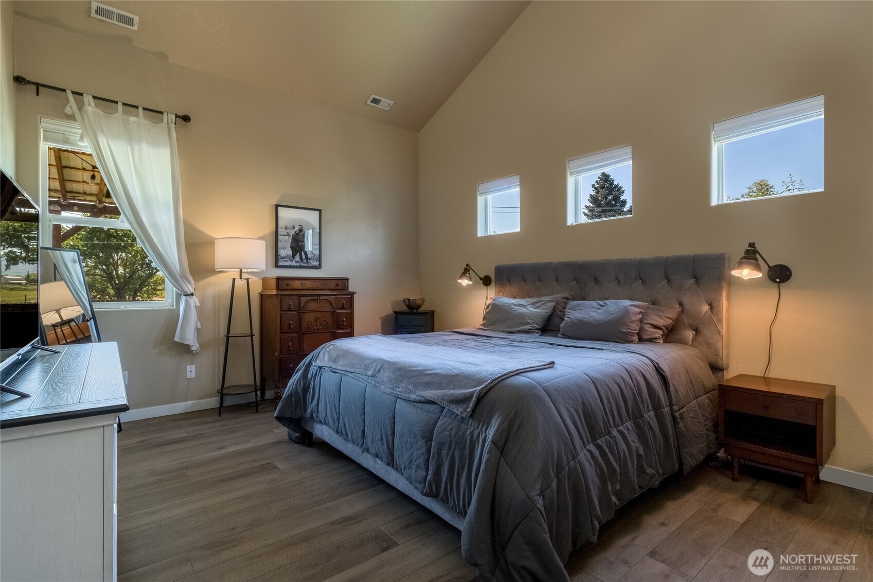 941 Highland Road Property Photo 16