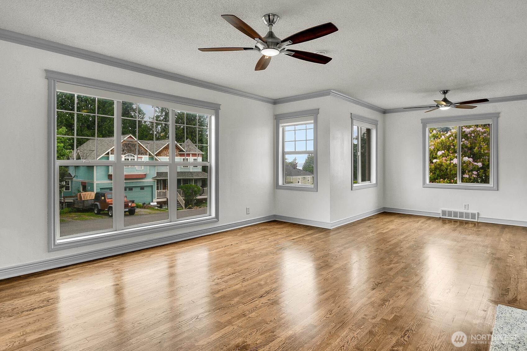10820 Lake Ridge Drive Property Photo 6