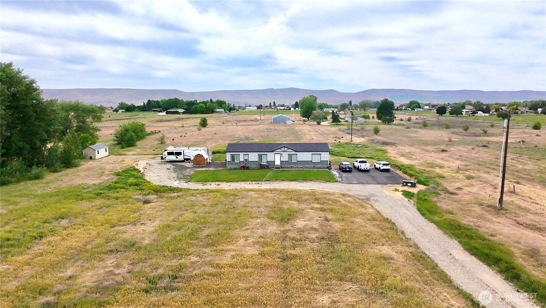 174958 W Apricot Rd Property Photo 1