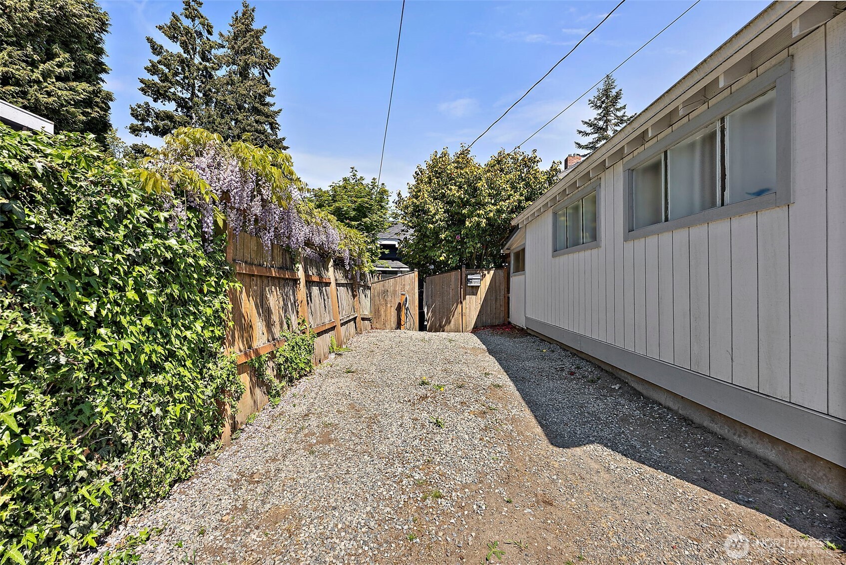 3944 N 30th Street Property Photo 32