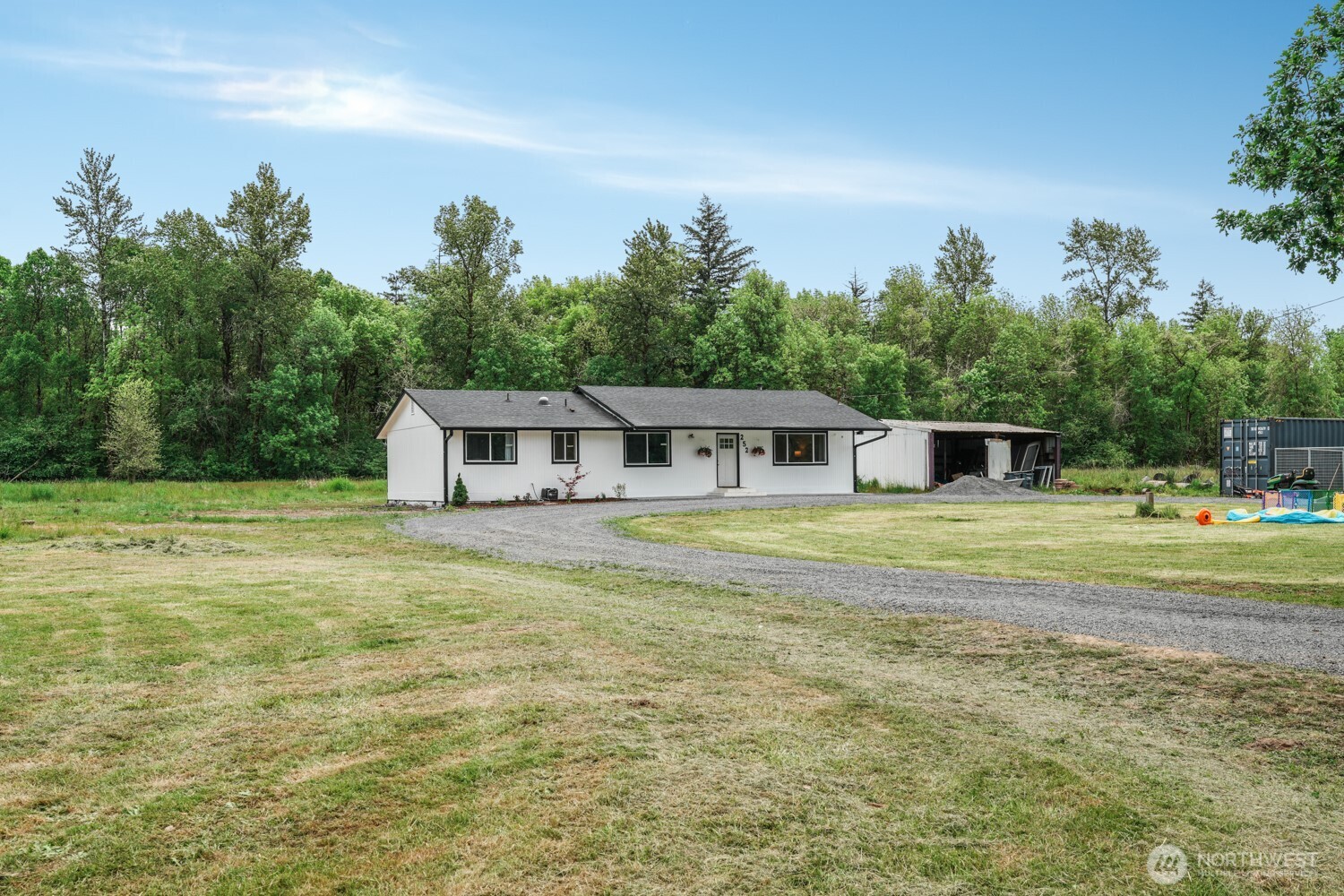 252 Eadon Road Property Photo 28