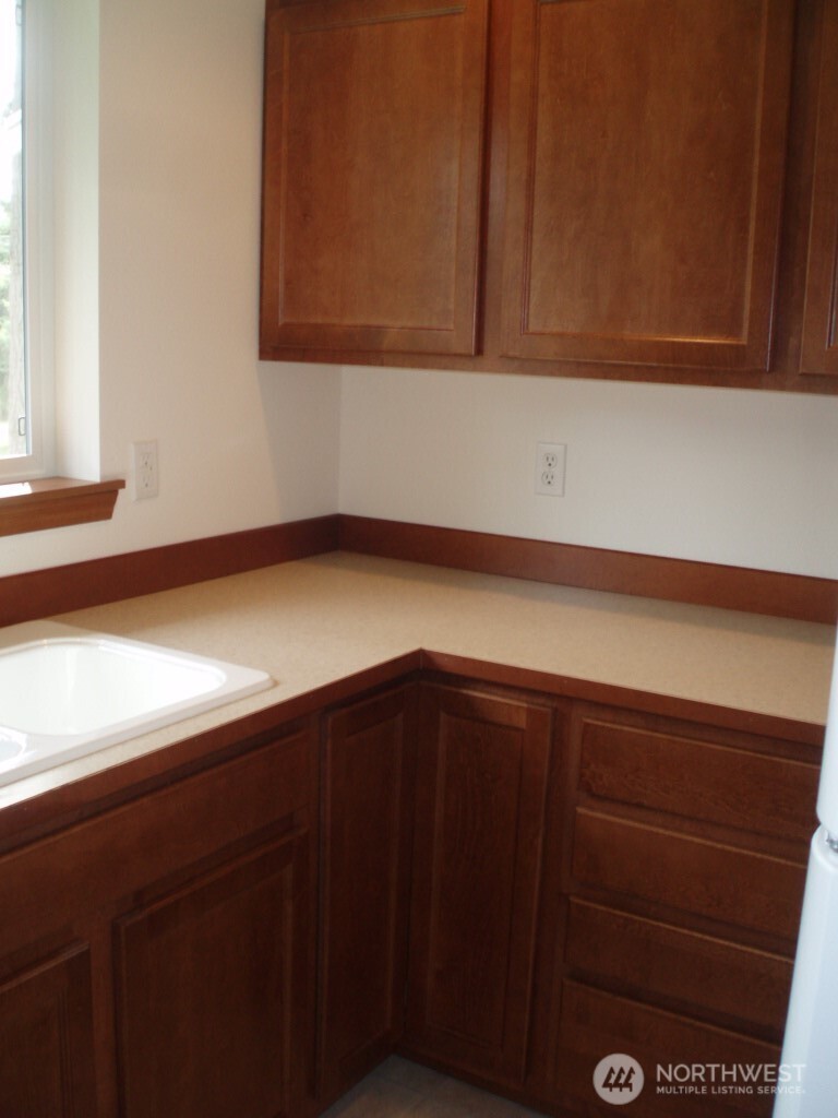 7223 Vandermark Road Property Photo 12