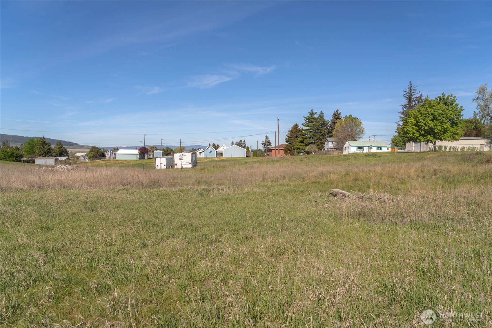 410 E Pine Street Property Photo 15