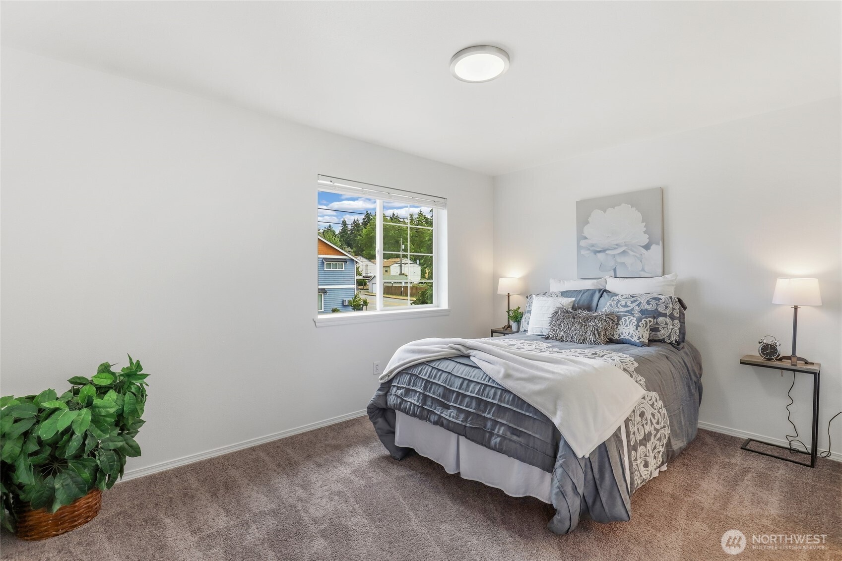 4552 S Puget Sound Avenue Property Photo 12