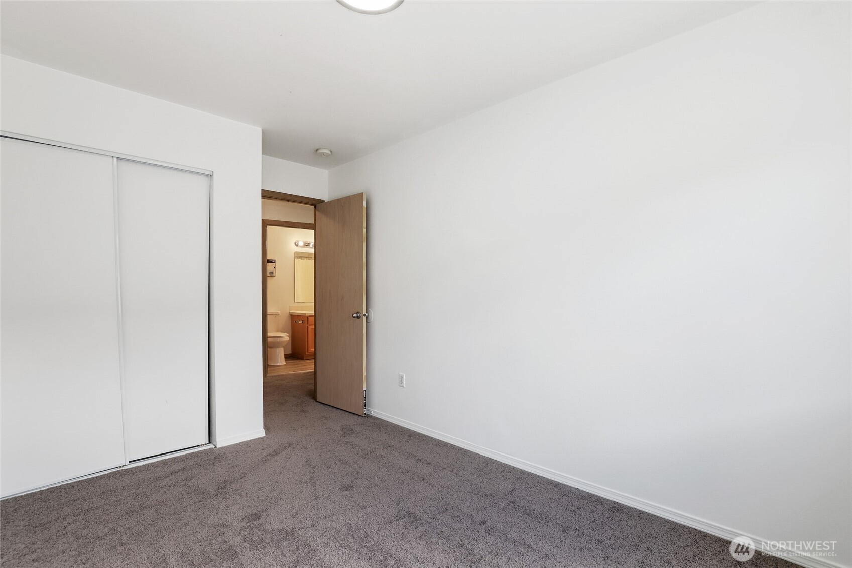 4552 S Puget Sound Avenue Property Photo 17