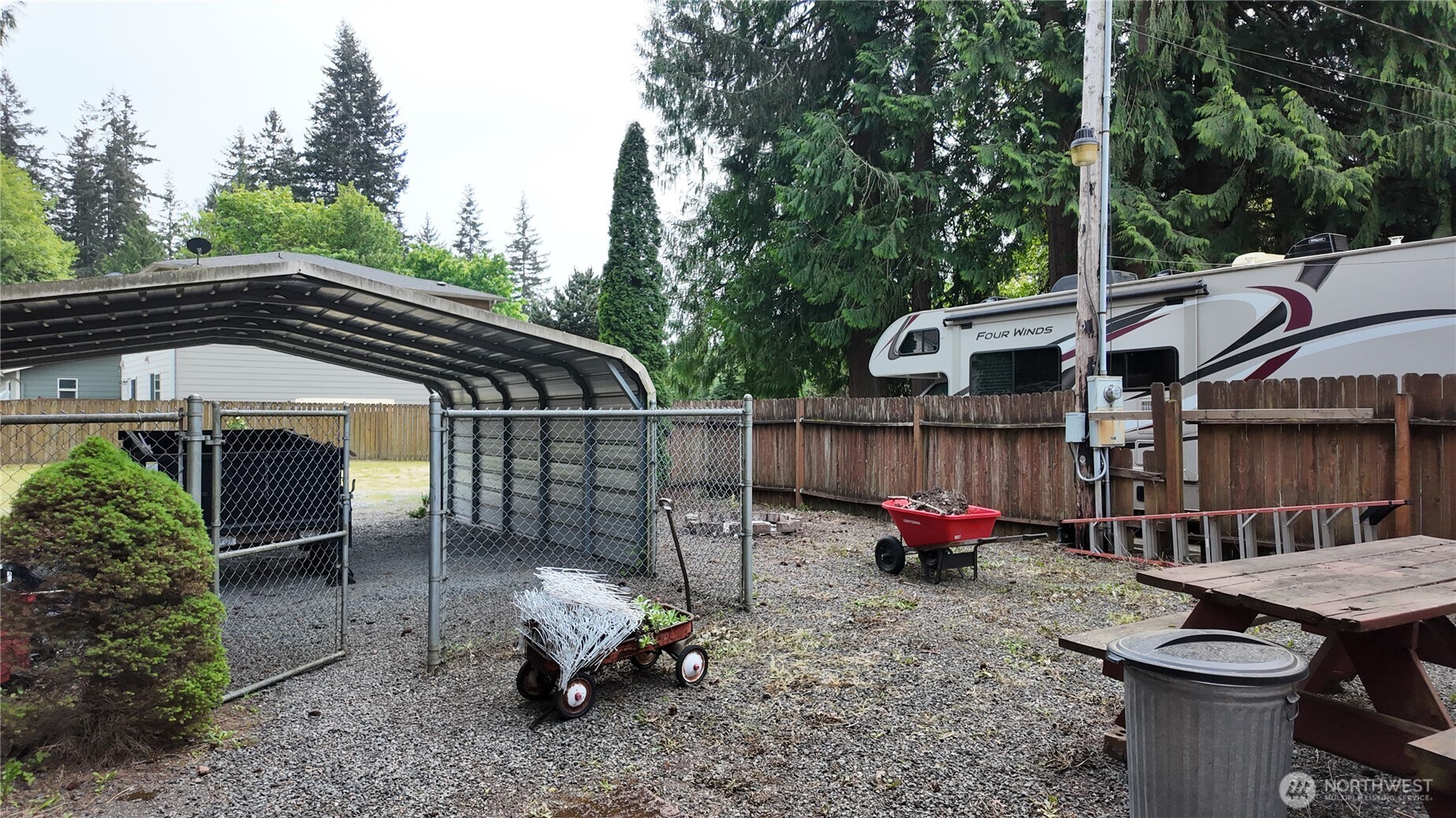 18621 Smokey Point Boulevard Property Photo 14