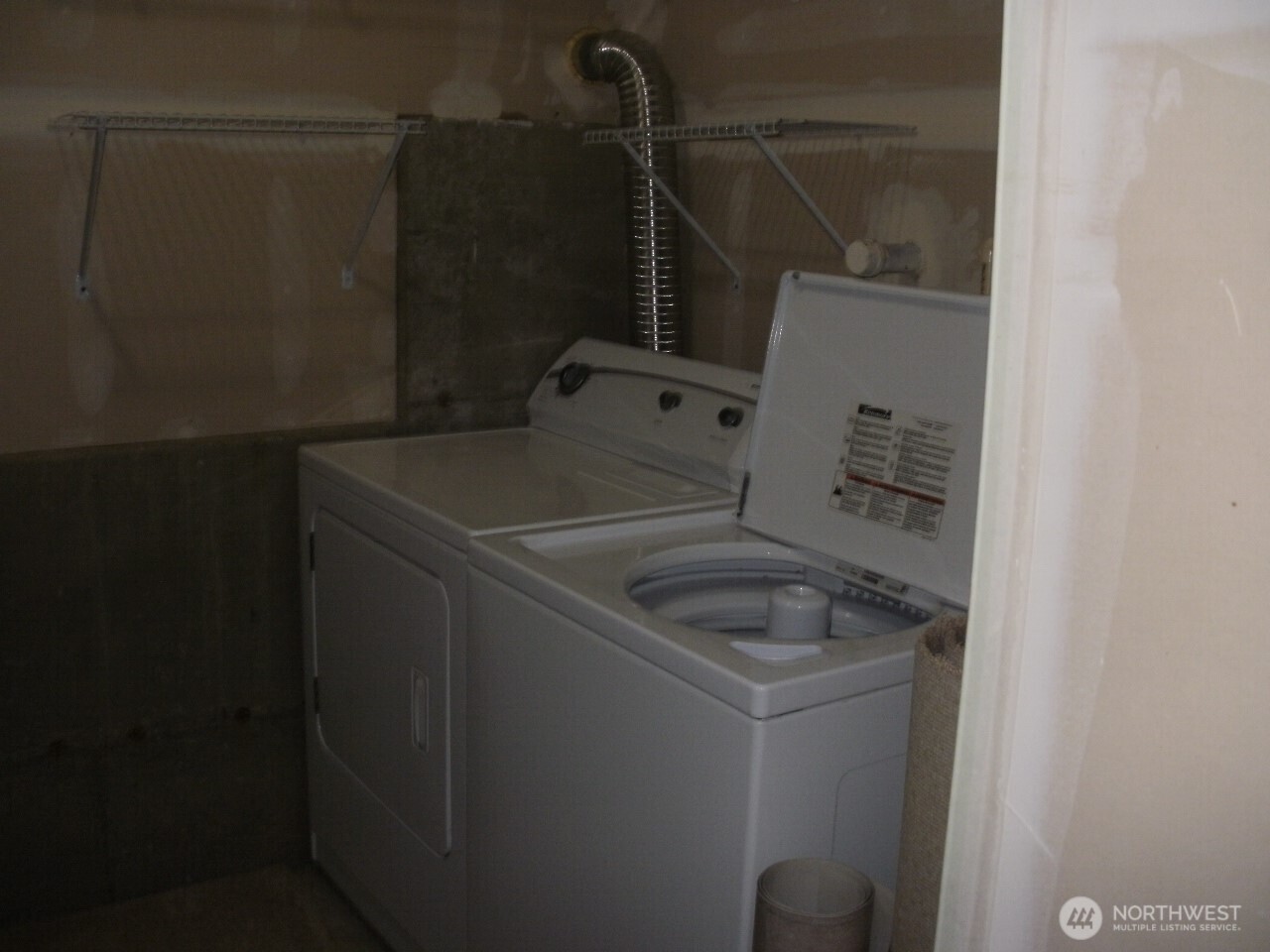 7229 Vandermark Road Property Photo 19