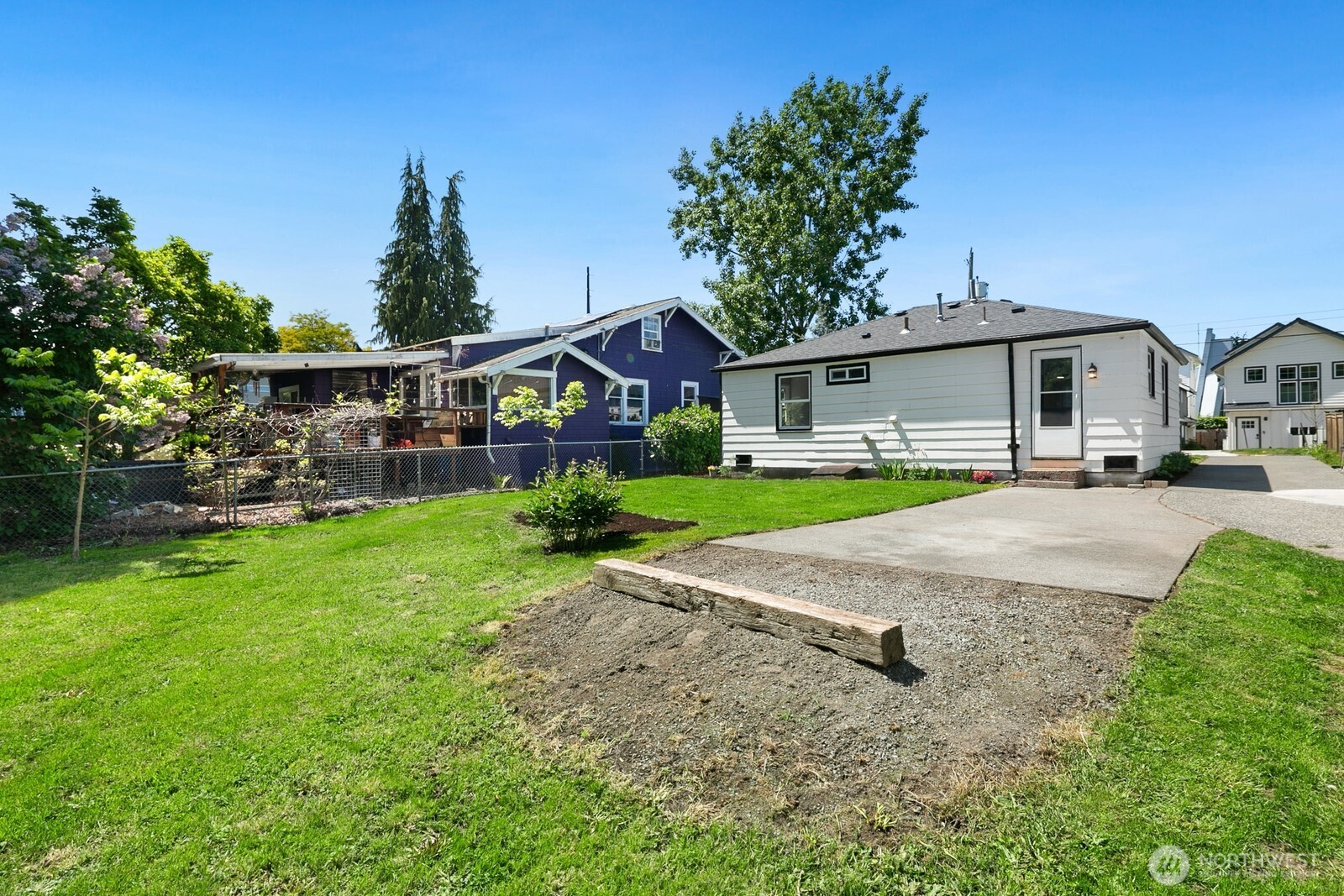 9032 15th Avenue Property Photo 14