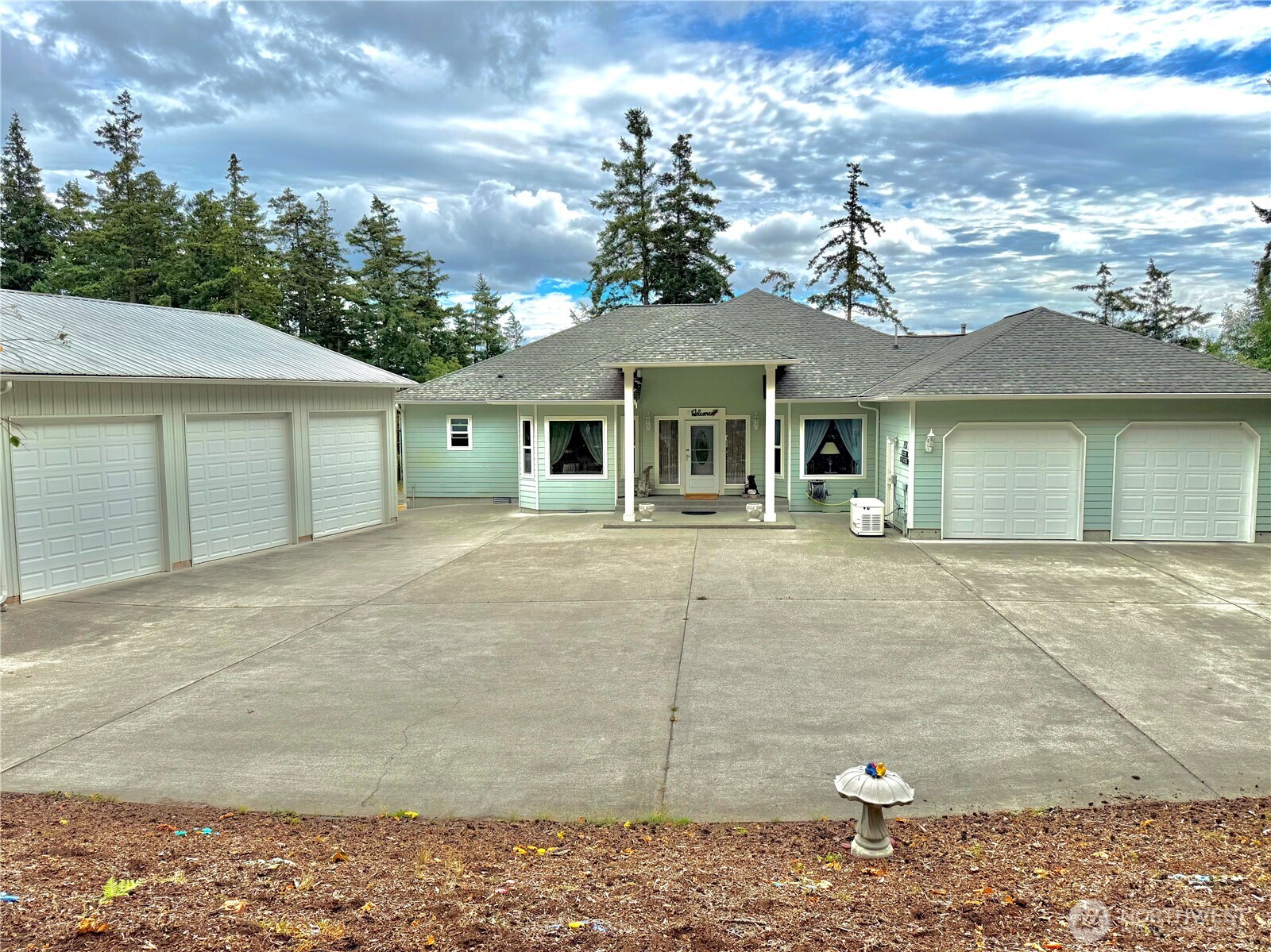 152 E Morris Road Property Photo 1