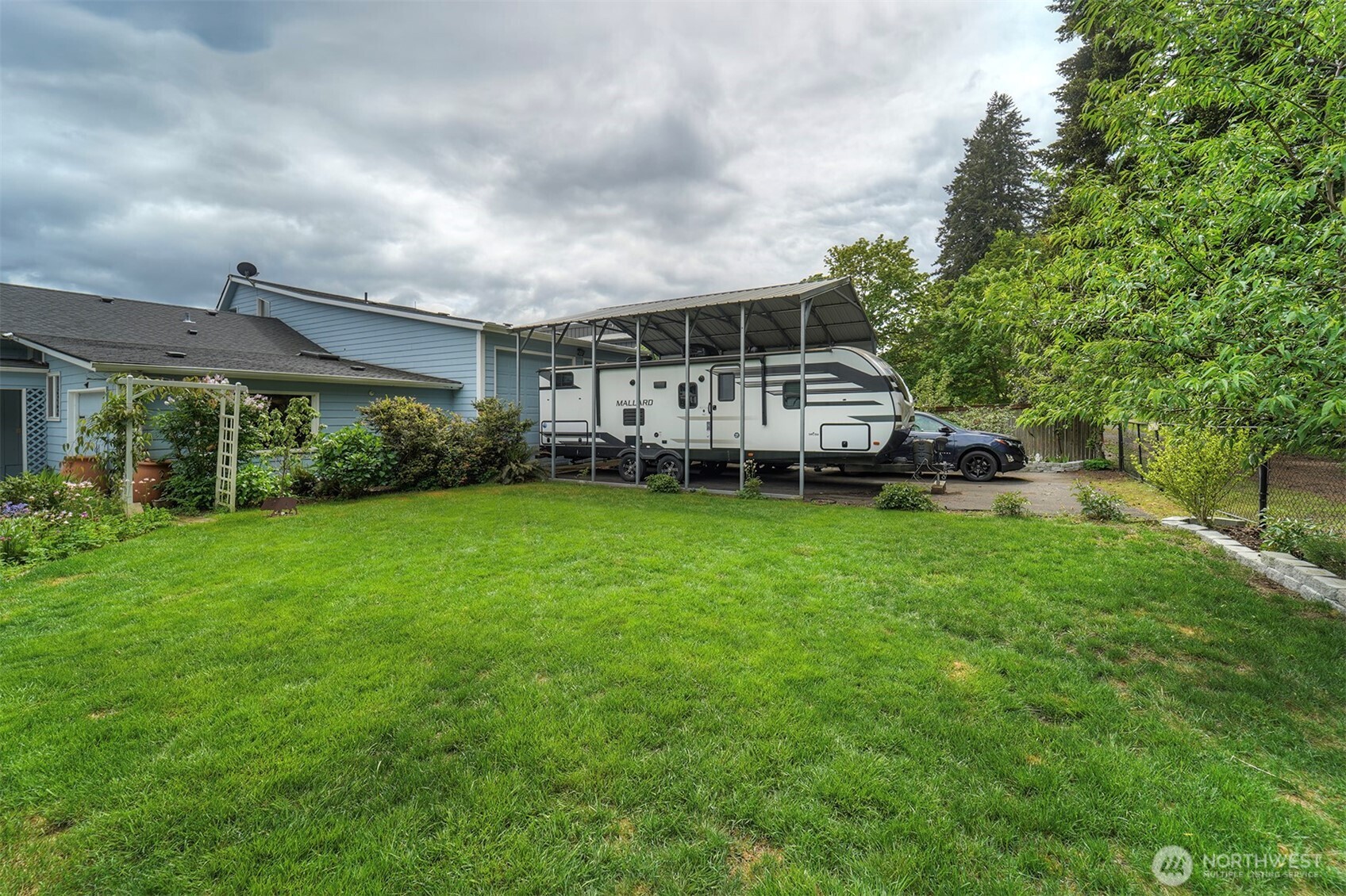 40590 N Us Hwy 101 Property Photo 4