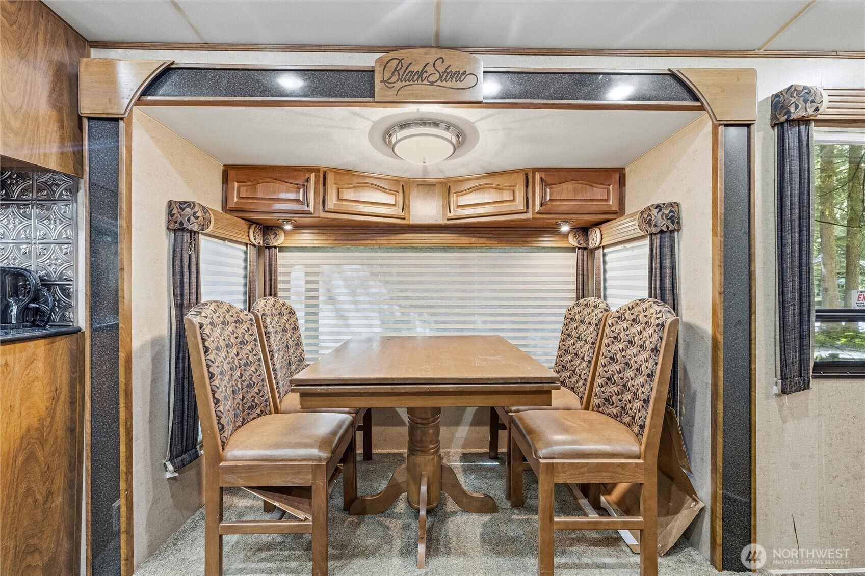 1164 Alder Lane Property Photo 10