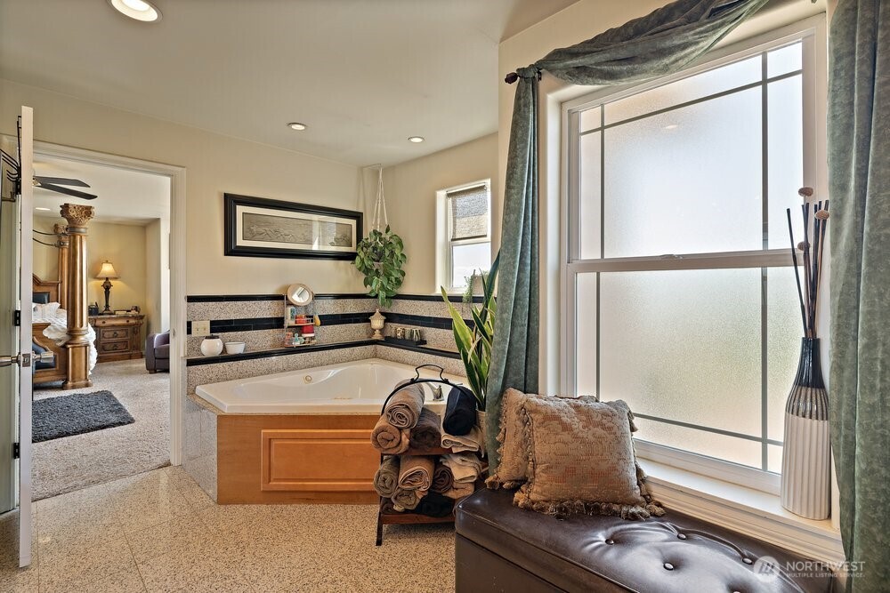 500 Saint Hilaire Road Property Photo 13