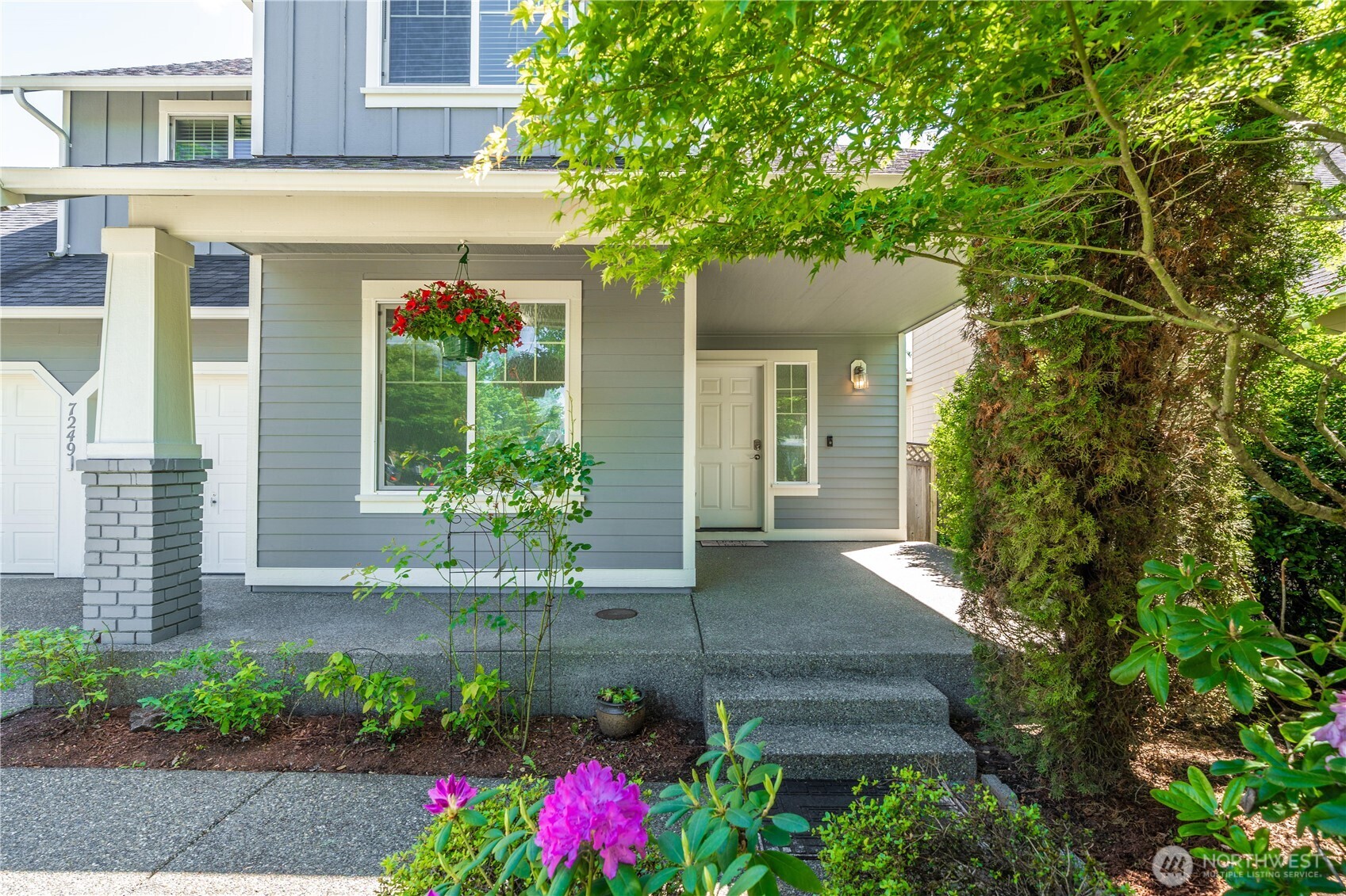 7249 Radius Loop Property Photo 2