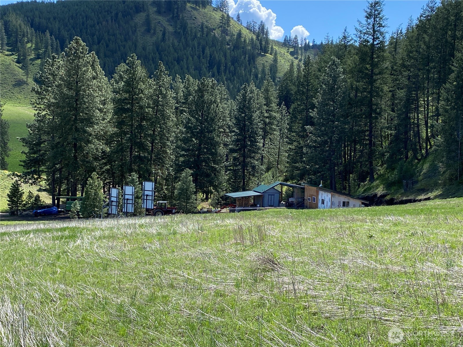102 Elbow Canyon Road Property Photo 17
