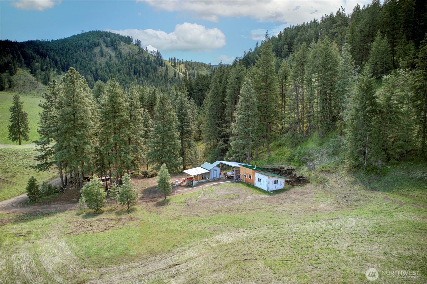 102 Elbow Canyon Road Property Photo 23