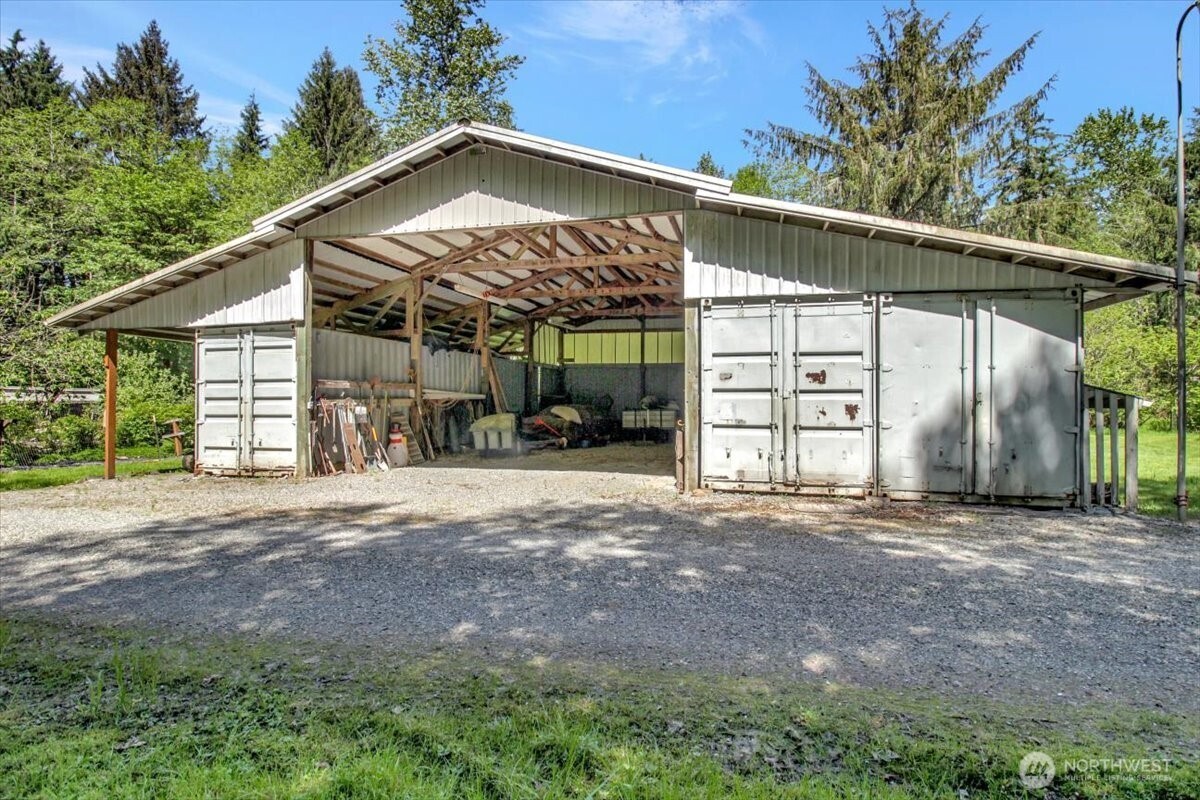 21103 252nd Street Property Photo 33