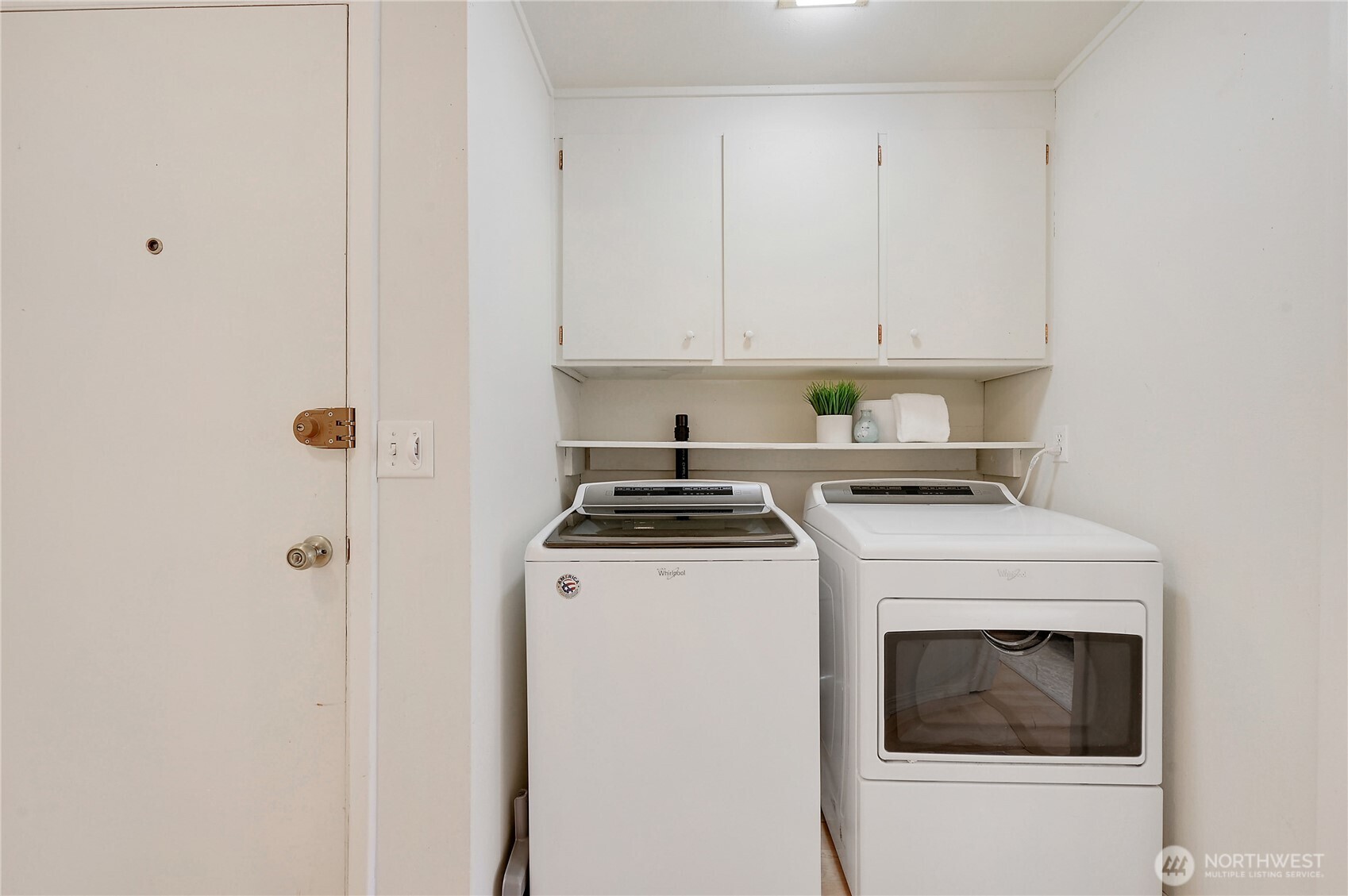 1635 Madison Property Photo 28