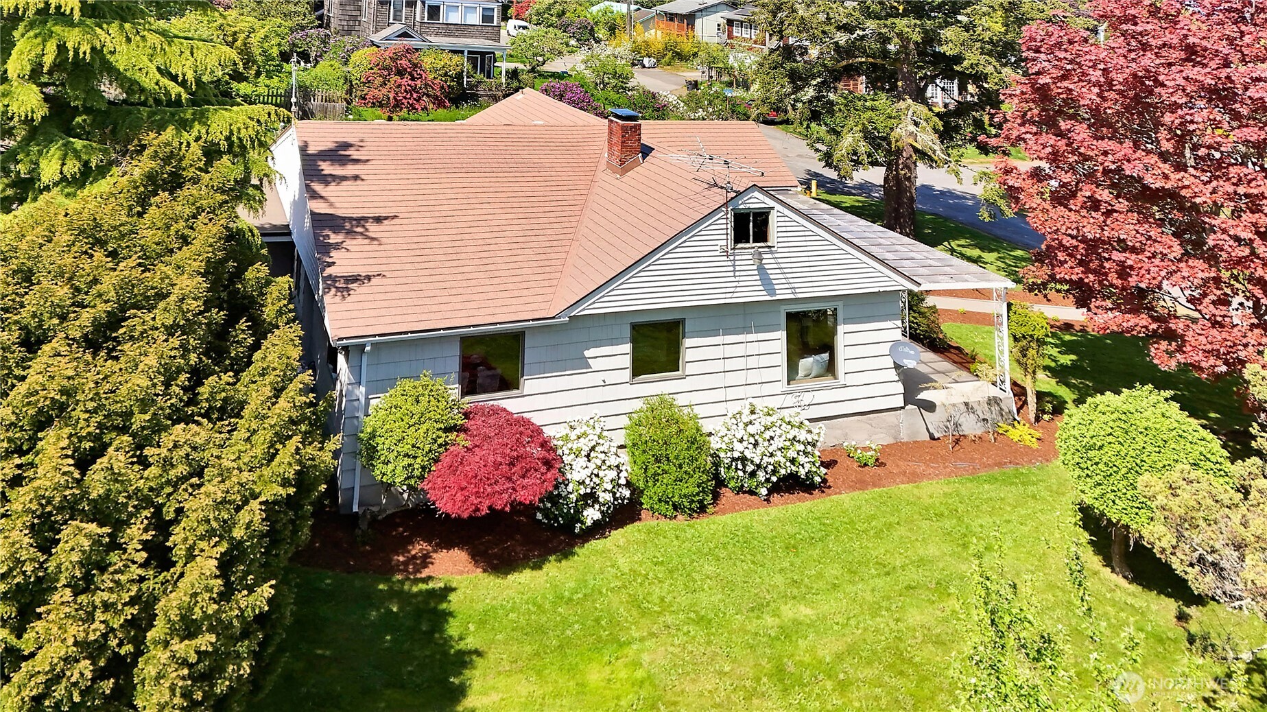 1635 Madison Property Photo 35