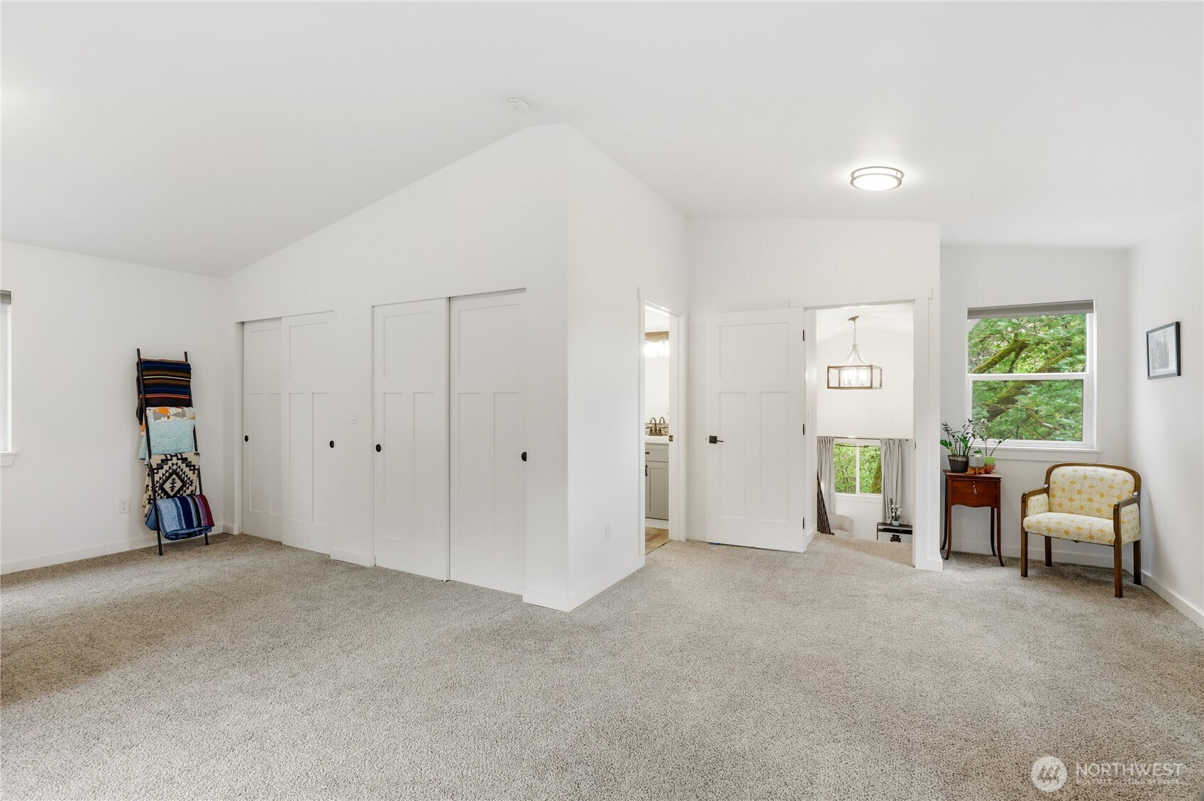 210 E Panorama Drive Property Photo 25