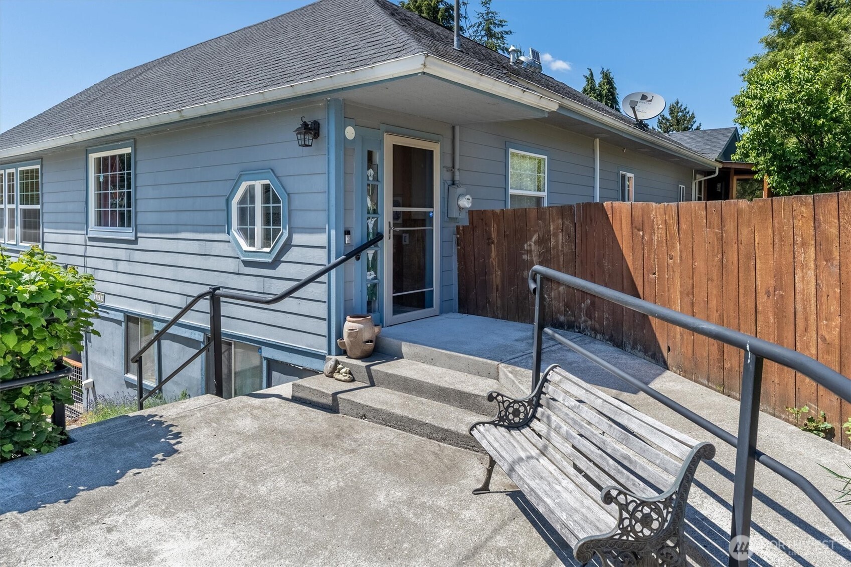 320 China Garden Rd. Property Photo 2