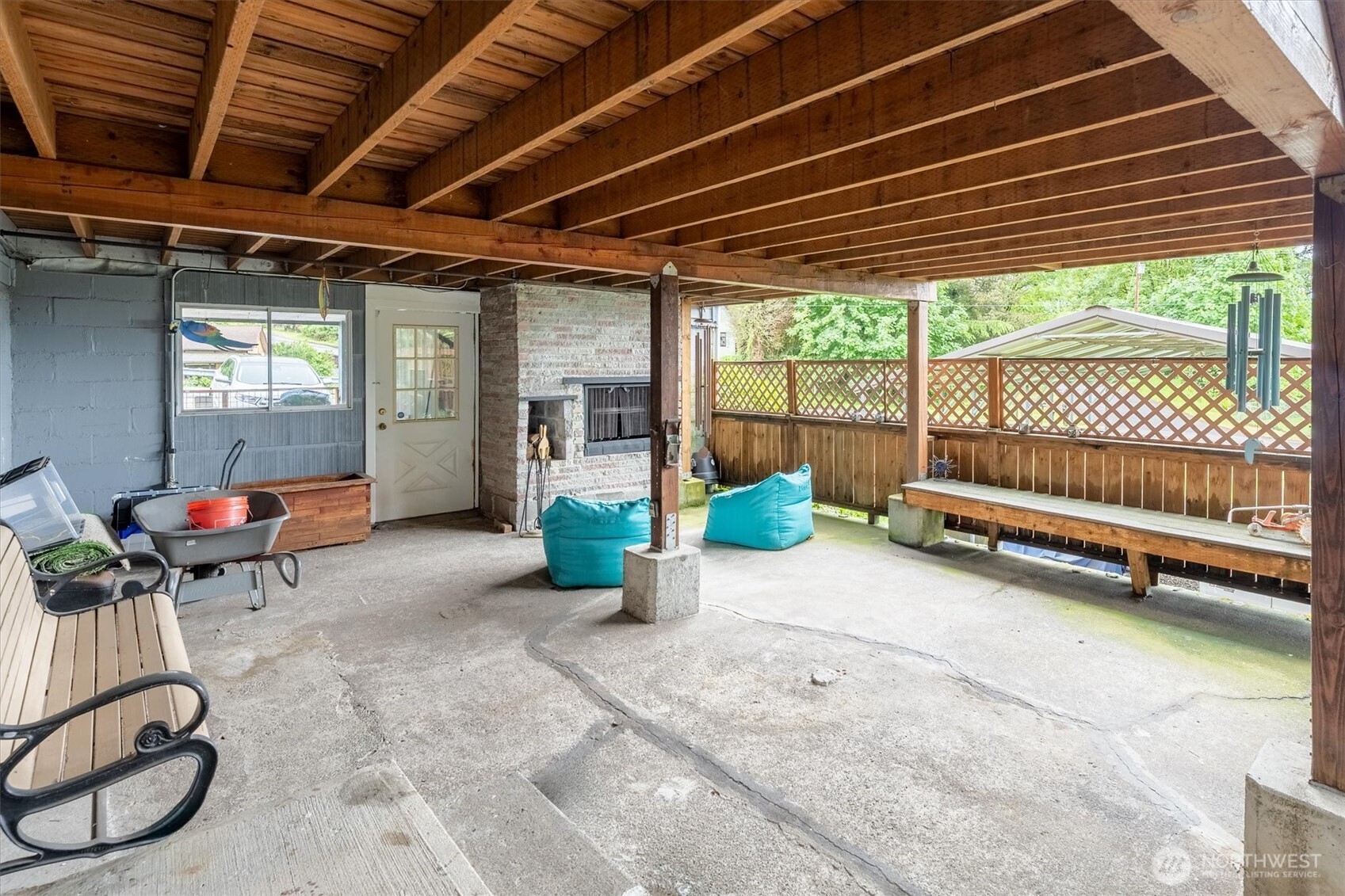 320 China Garden Rd. Property Photo 23