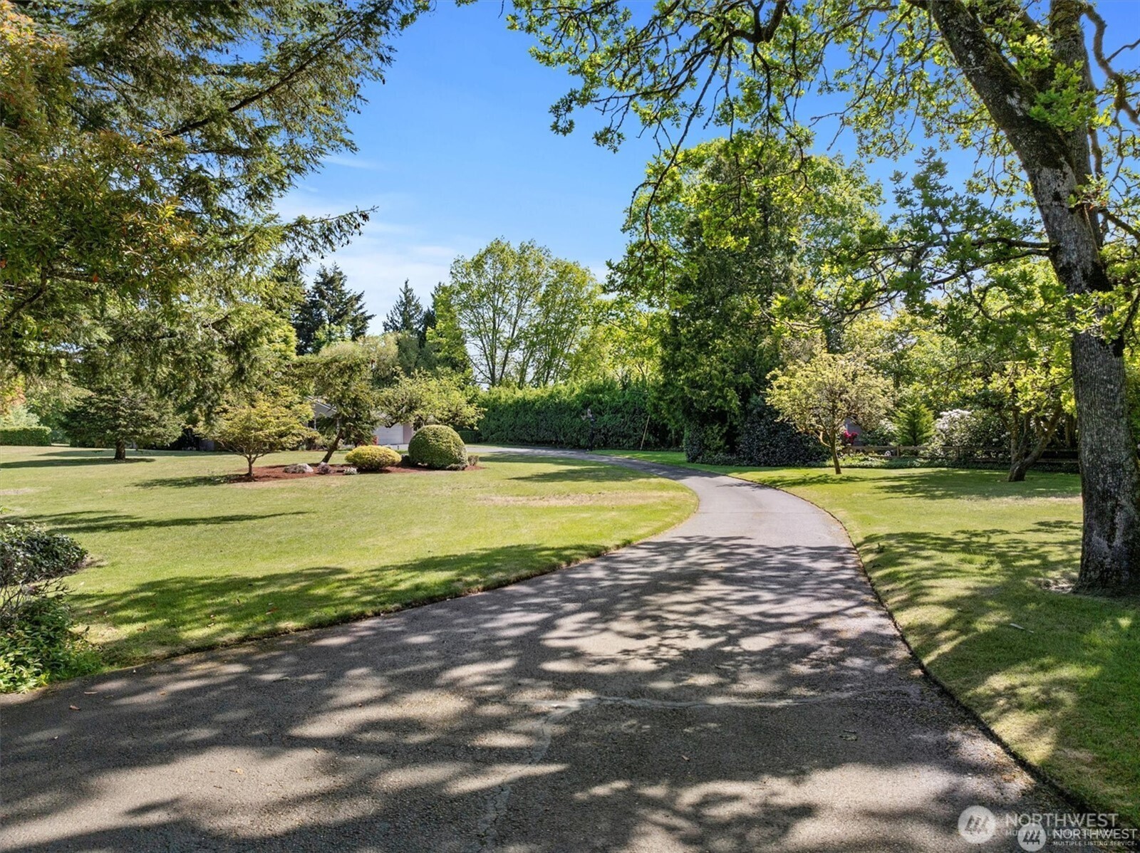 11411 Clovercrest Drive Property Photo 3