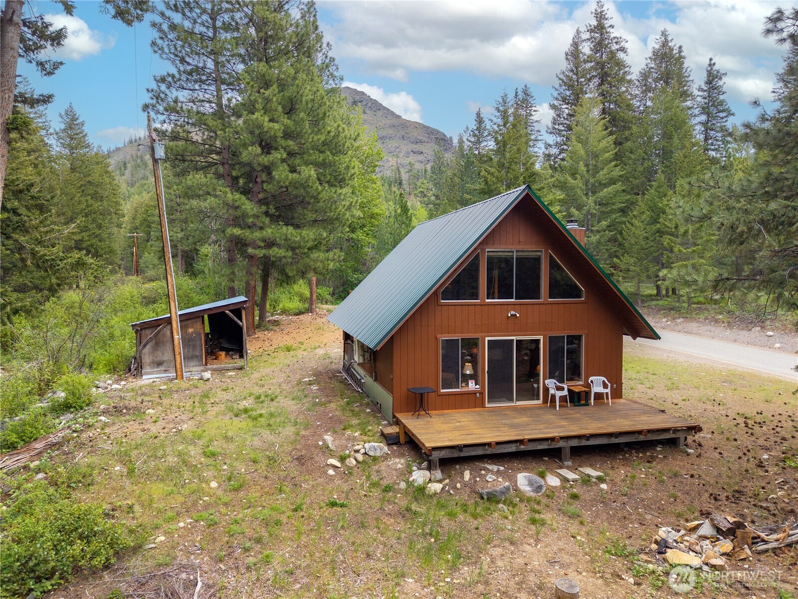 37 E Buttermilk Creek Road Property Photo 1