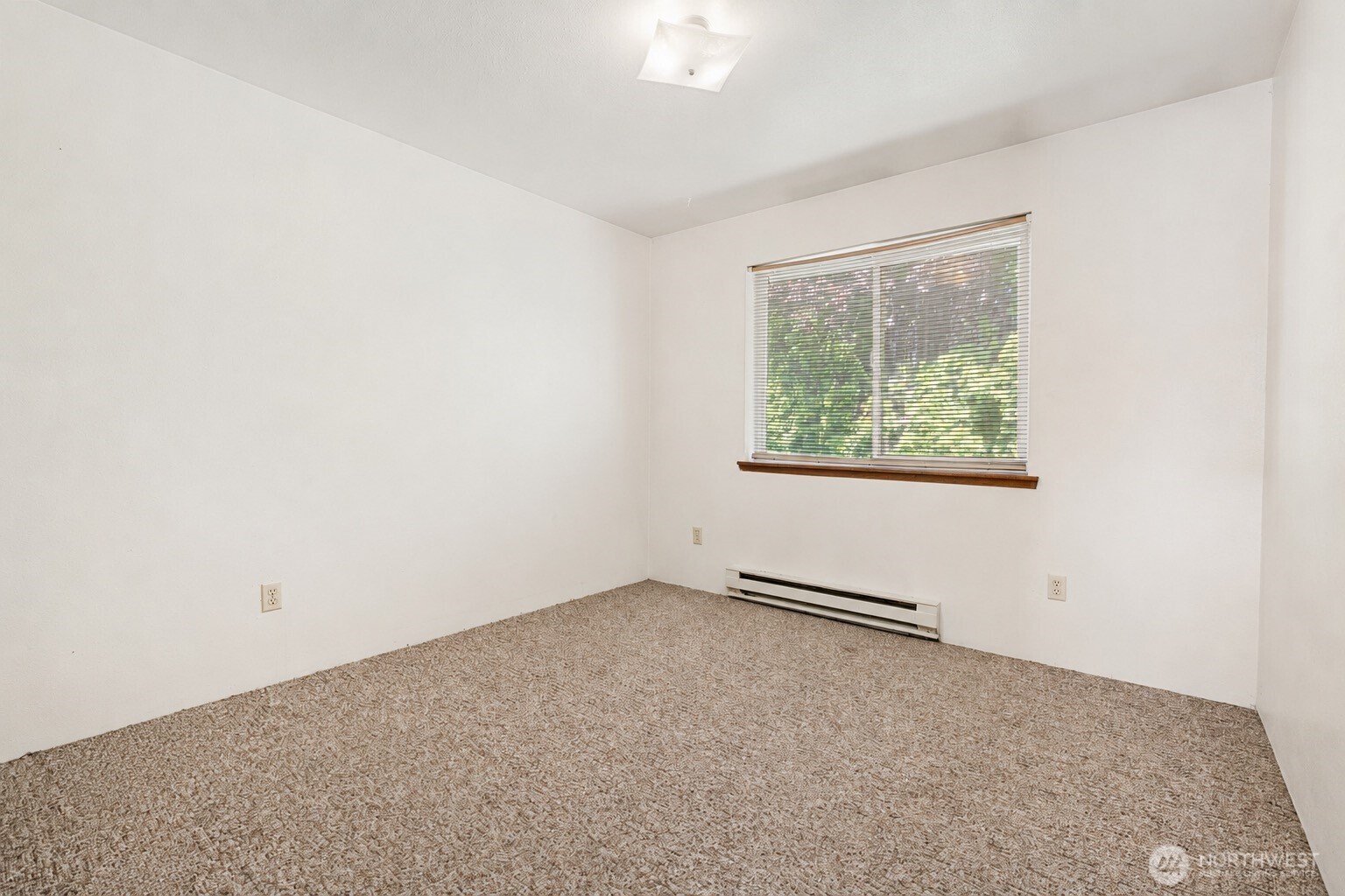 1011 S 1013, 1015 S 48th Avenue Property Photo 23