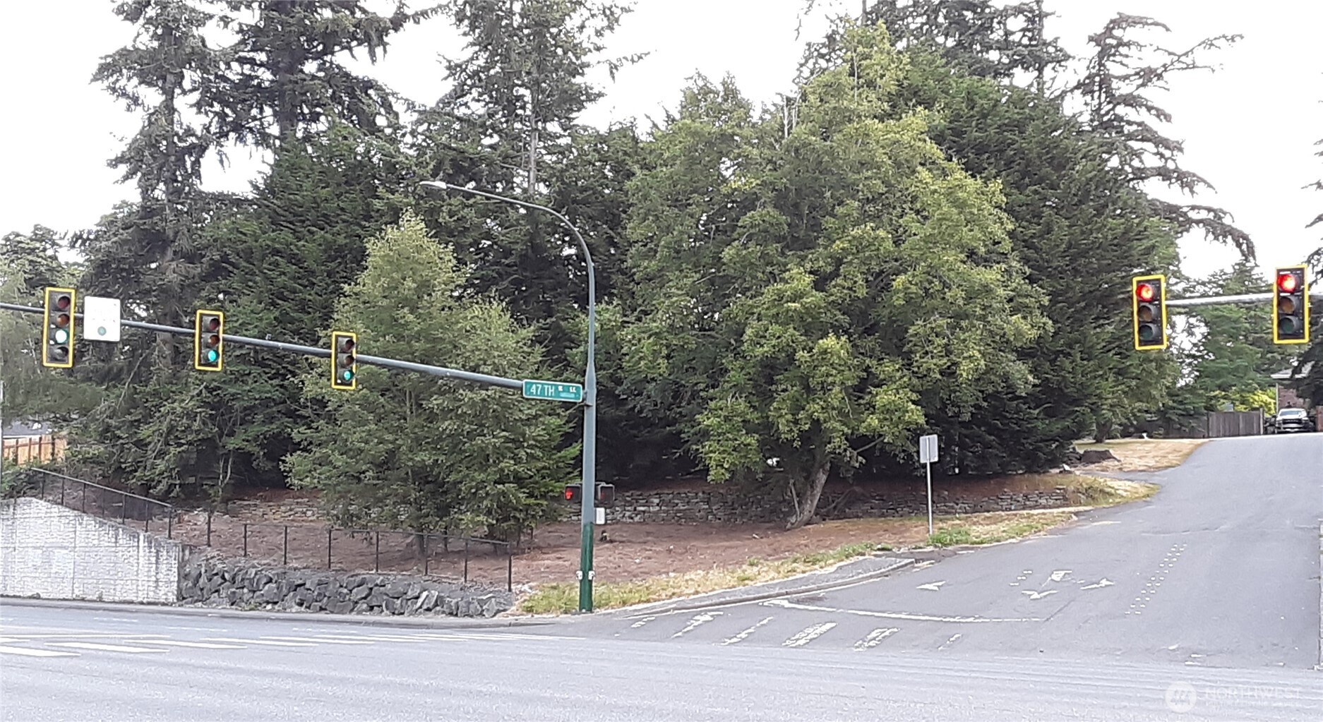 4629 Evergreen Way Property Photo 1