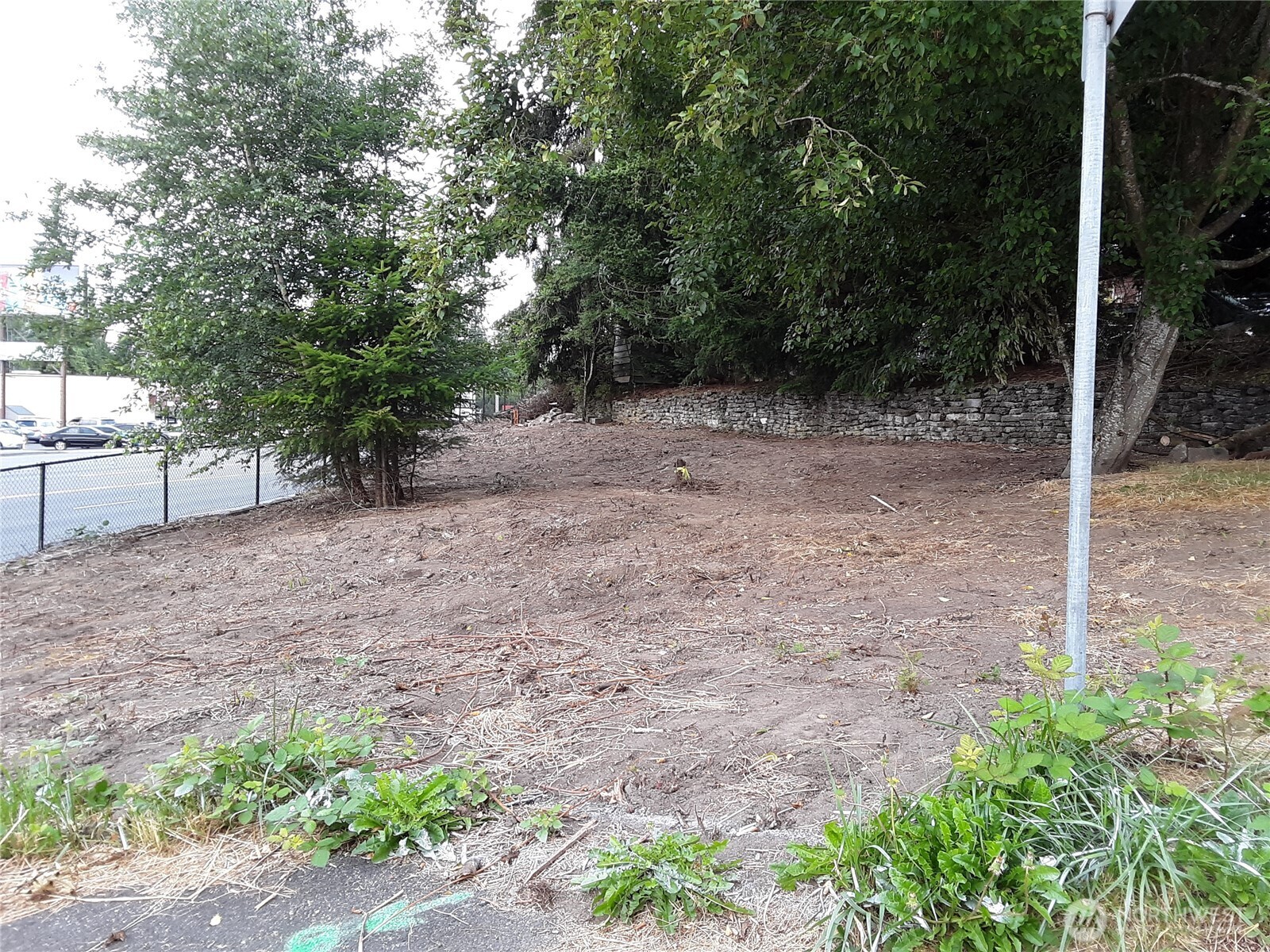 4629 Evergreen Way Property Photo 4