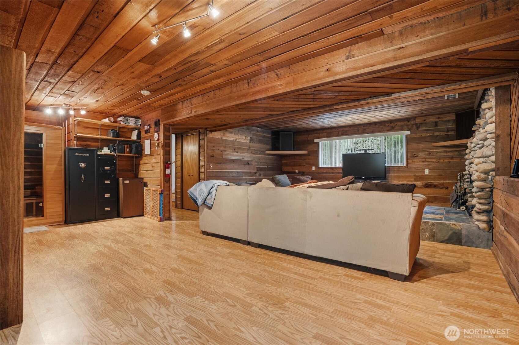 3858 Quiet Drive Property Photo 27