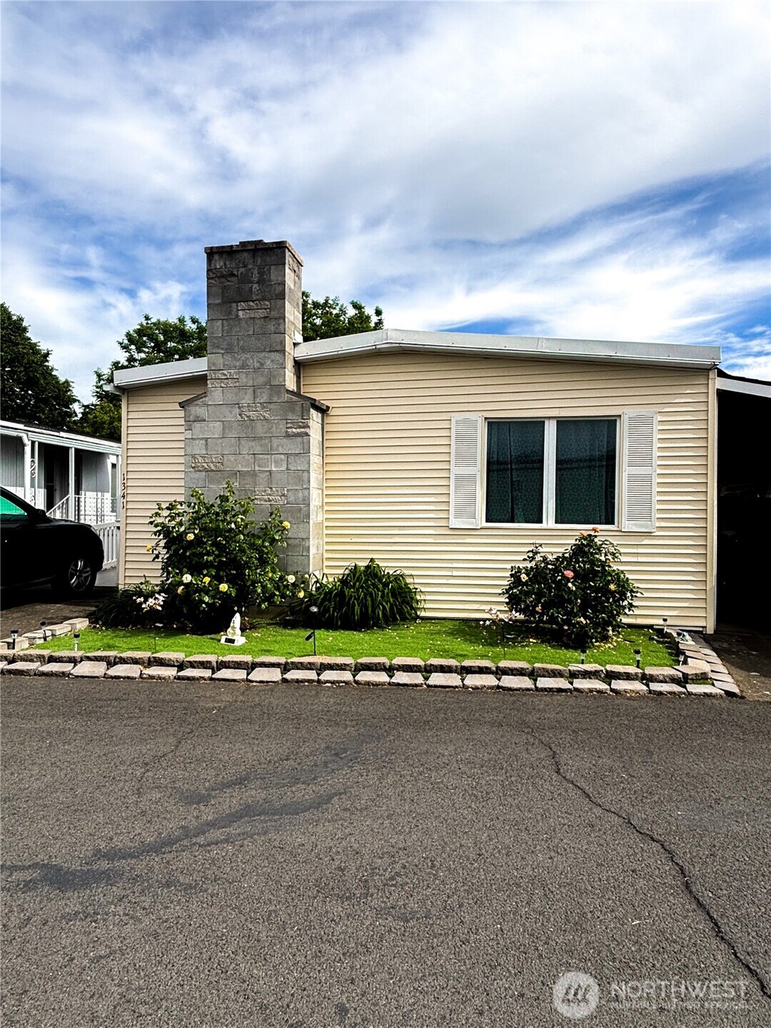 1341 Brookyln Property Photo 1