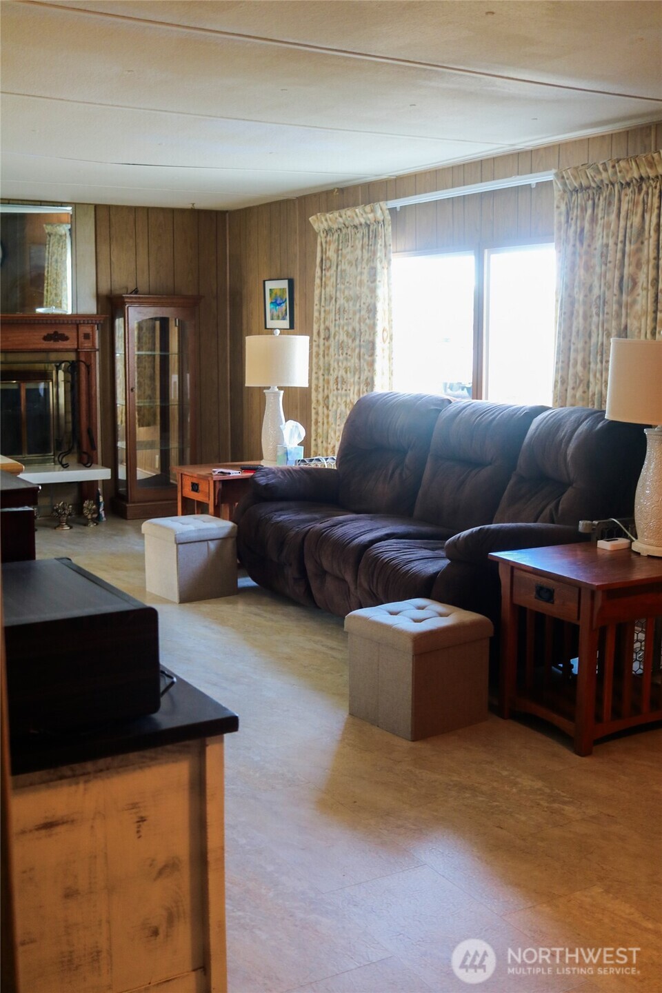 1341 Brookyln Property Photo 6