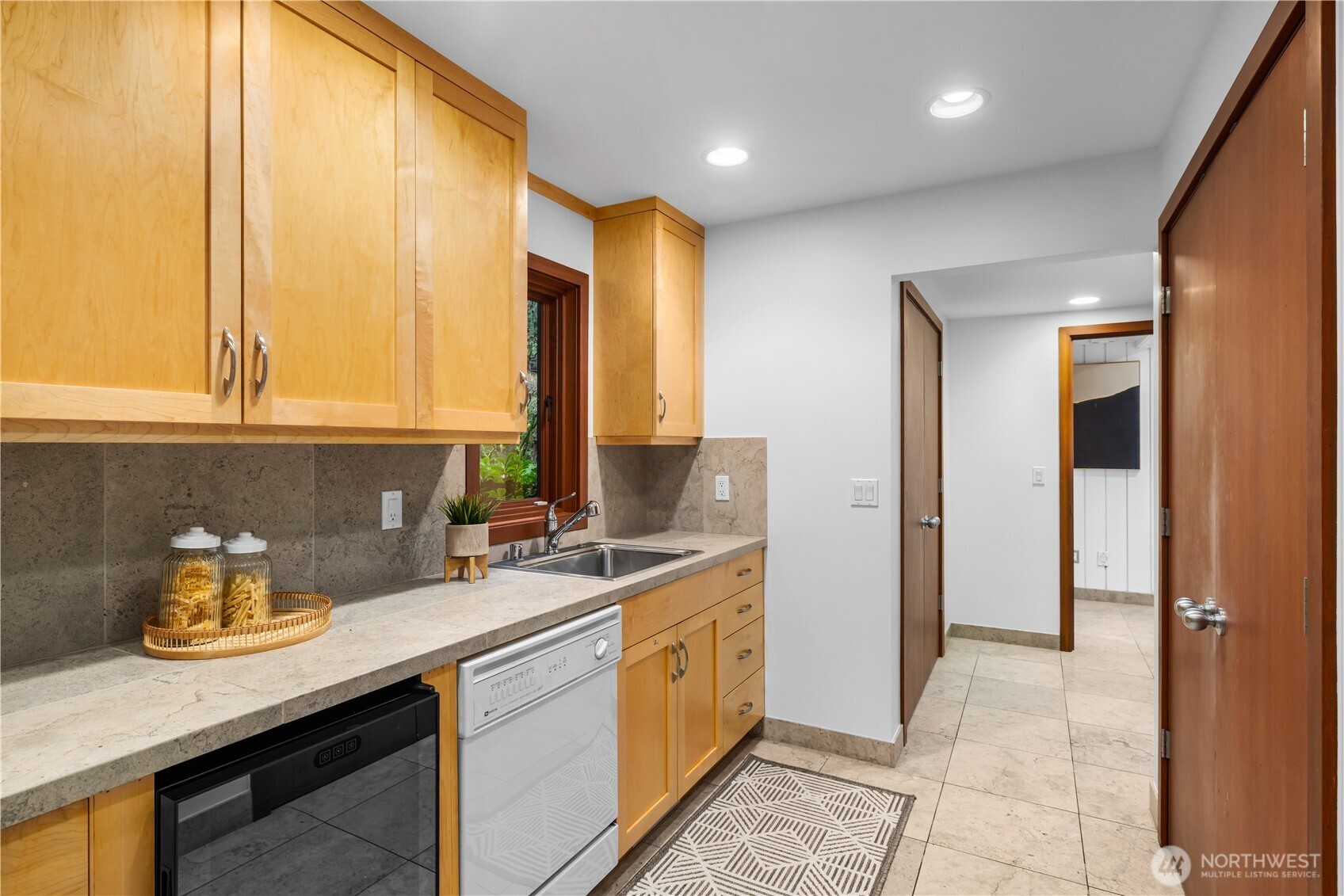 18 Holly Lane Property Photo 14