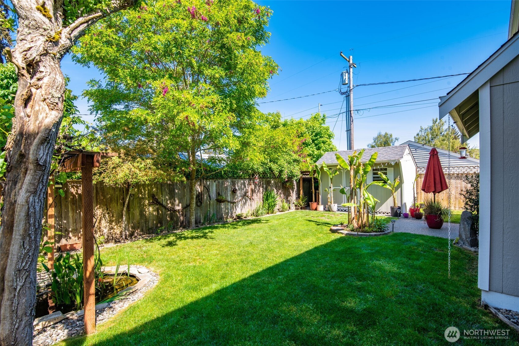 203 3rd Street Property Photo 8