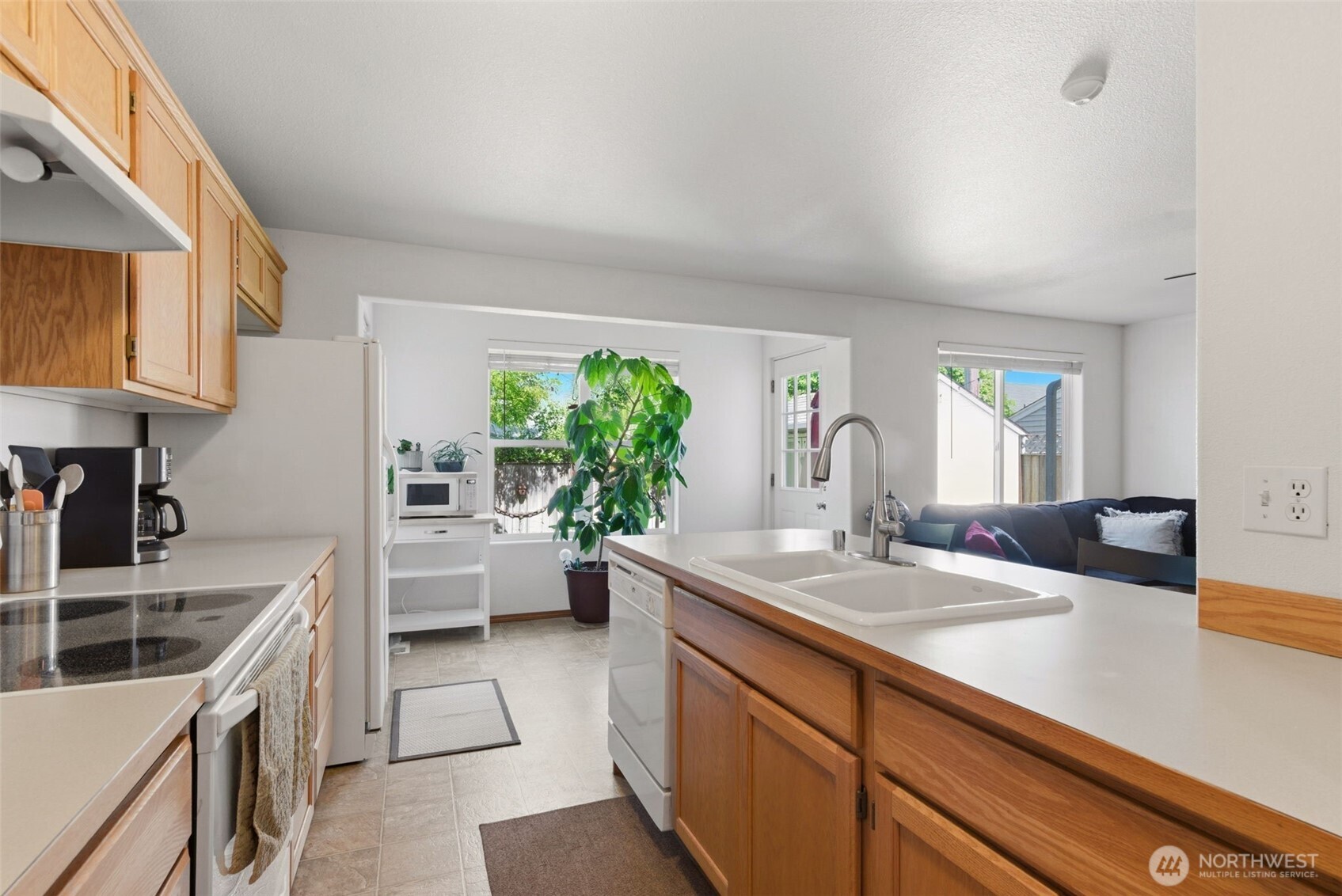 203 3rd Street Property Photo 13
