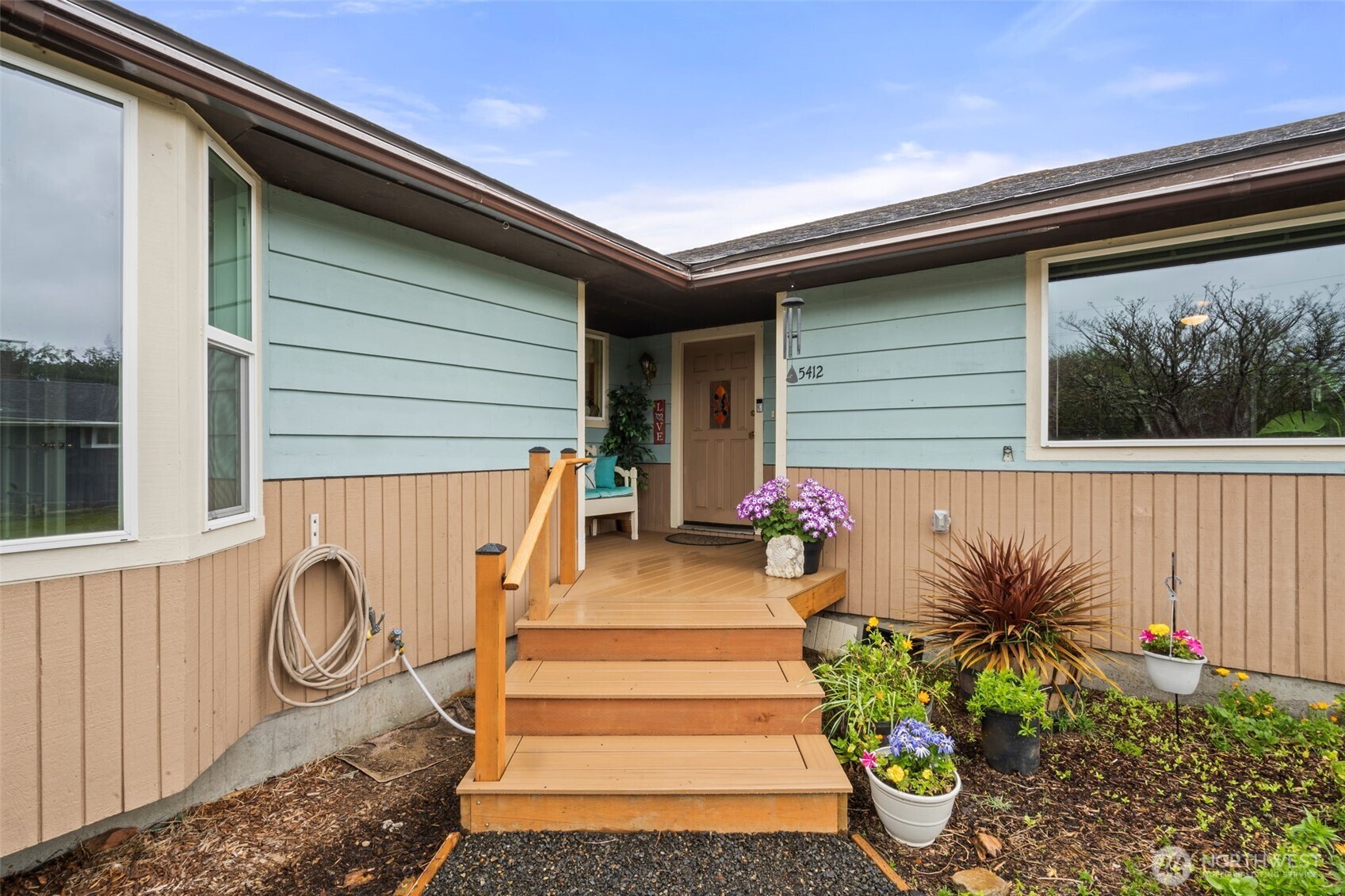 5412 Olympic Highway Property Photo 2