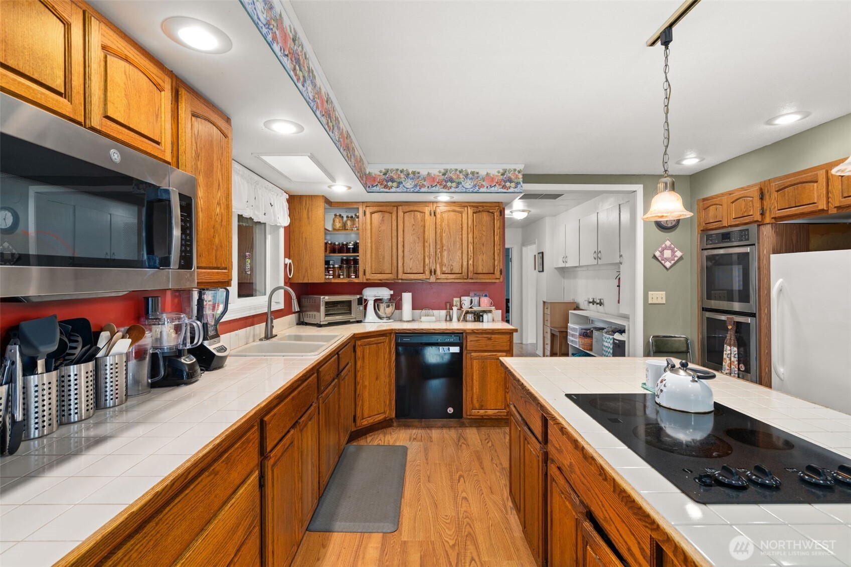 5412 Olympic Highway Property Photo 10