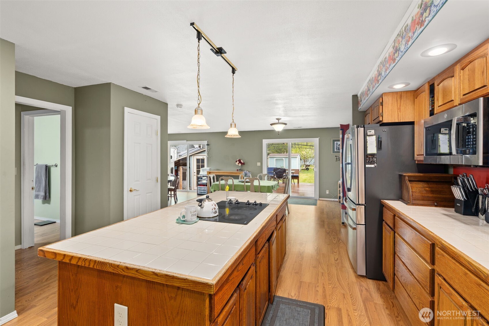 5412 Olympic Highway Property Photo 11