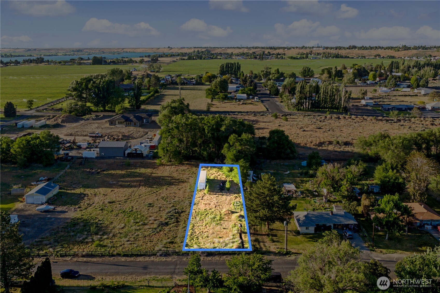 7566 Rainier Road Property Photo 3